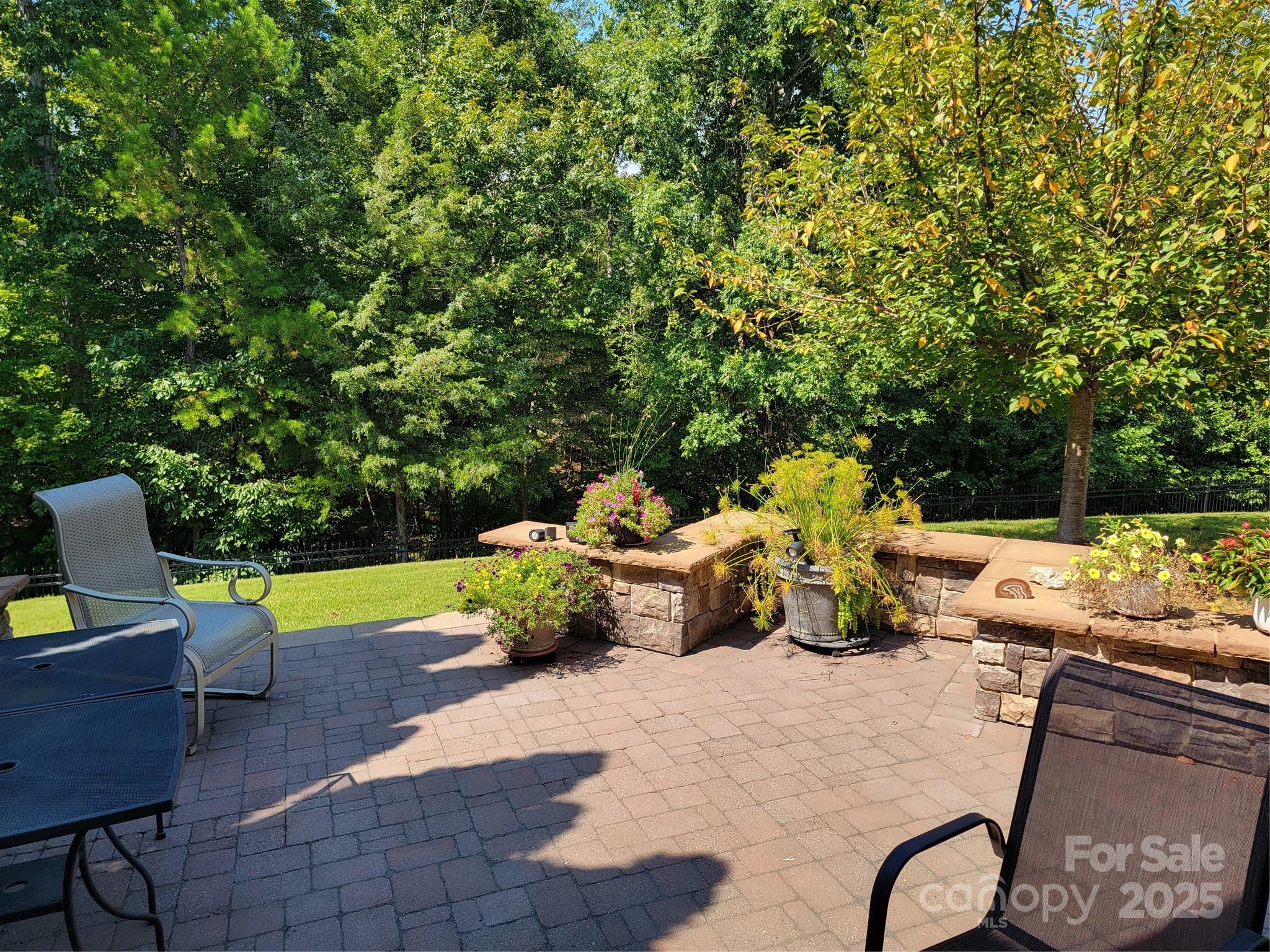 8043 Crater Lake Drive 116