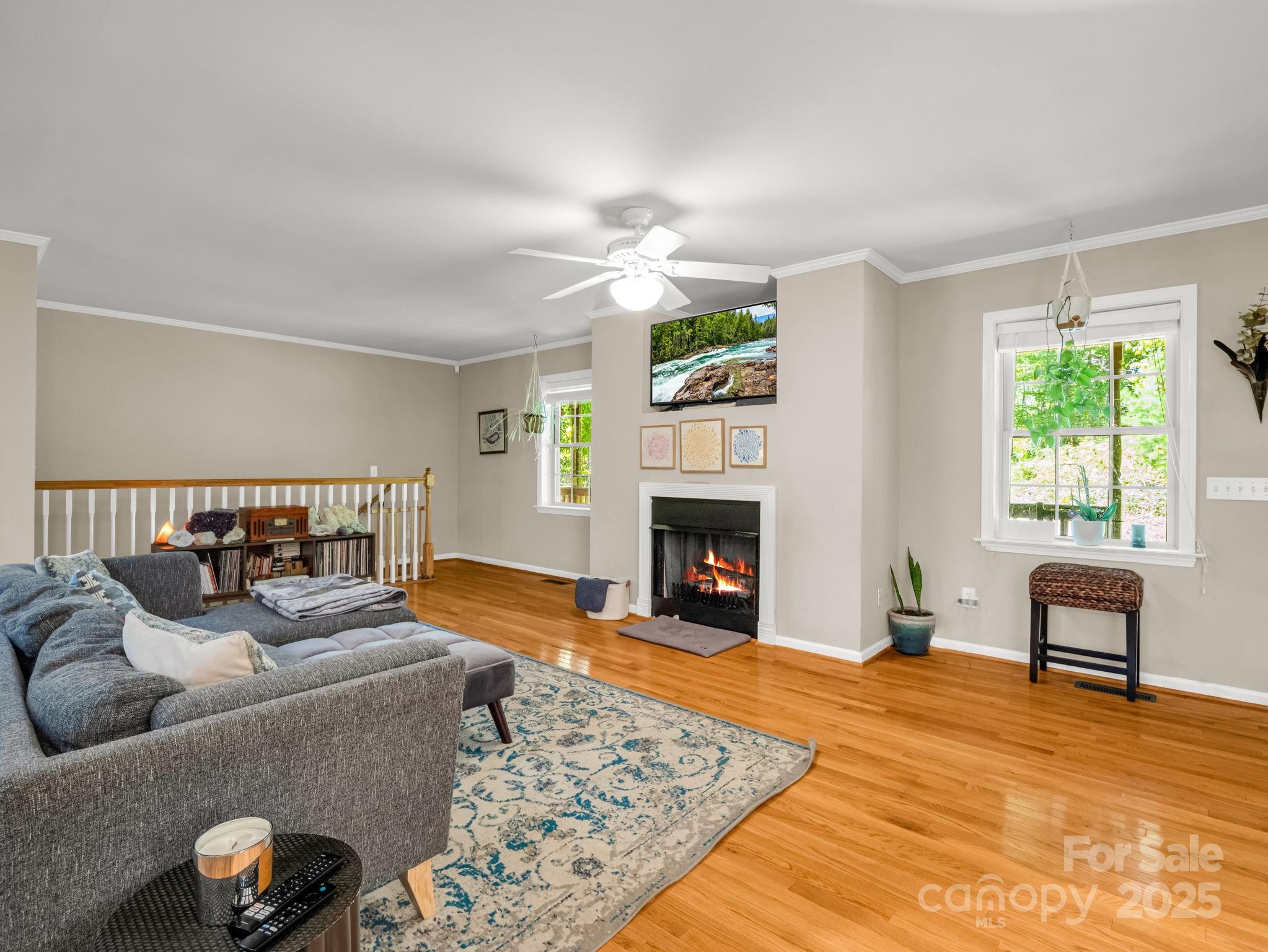 Gateway Mountain - Residential