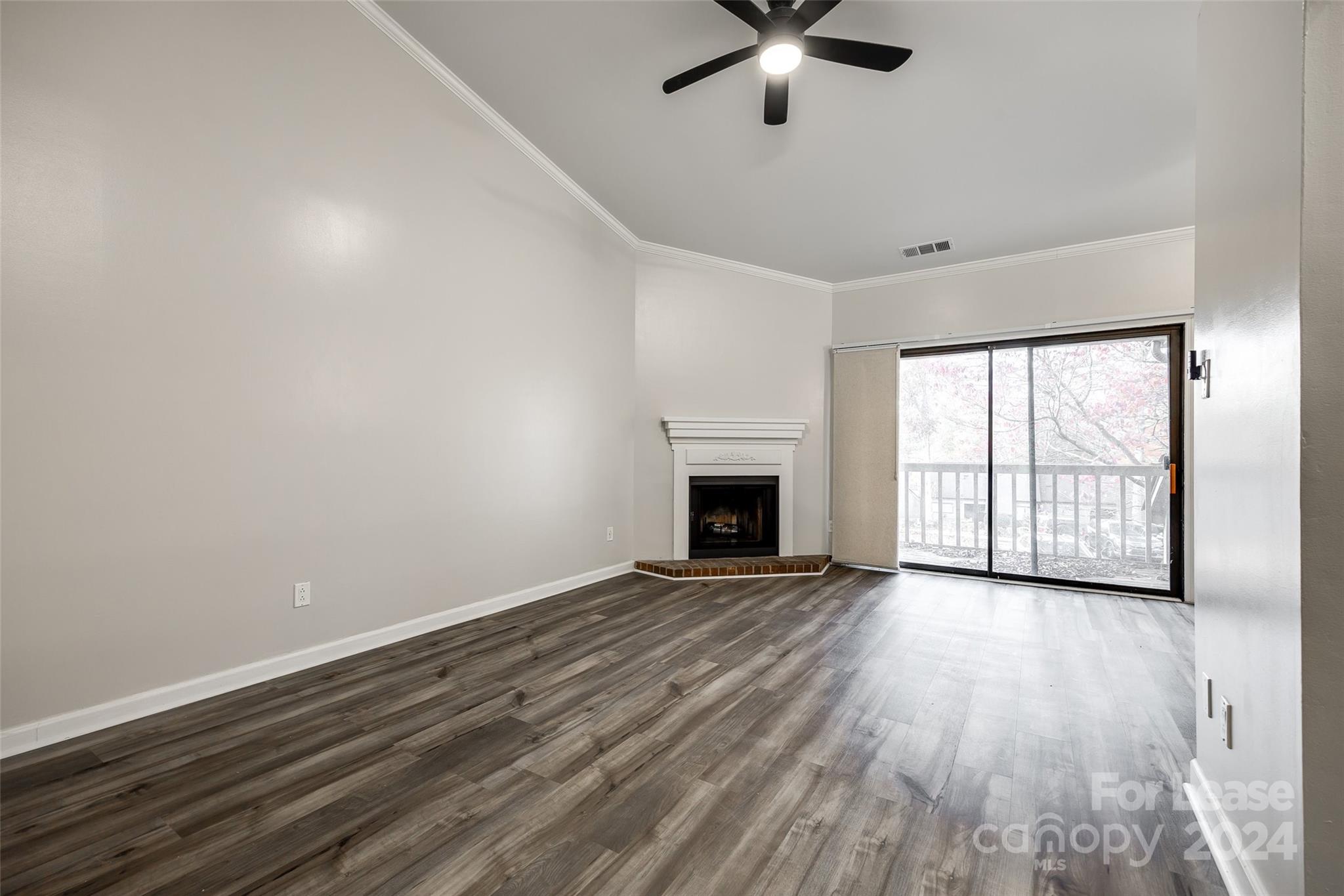 Lake Wylie Woods - Residential Lease