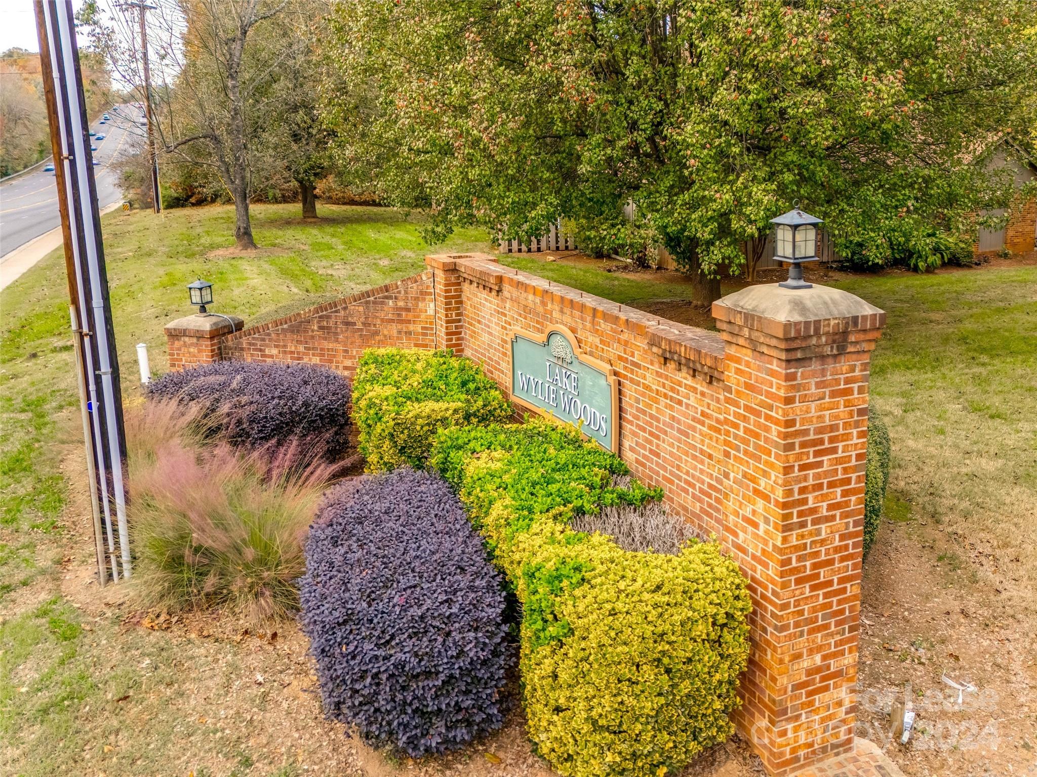 Lake Wylie Woods - Residential Lease