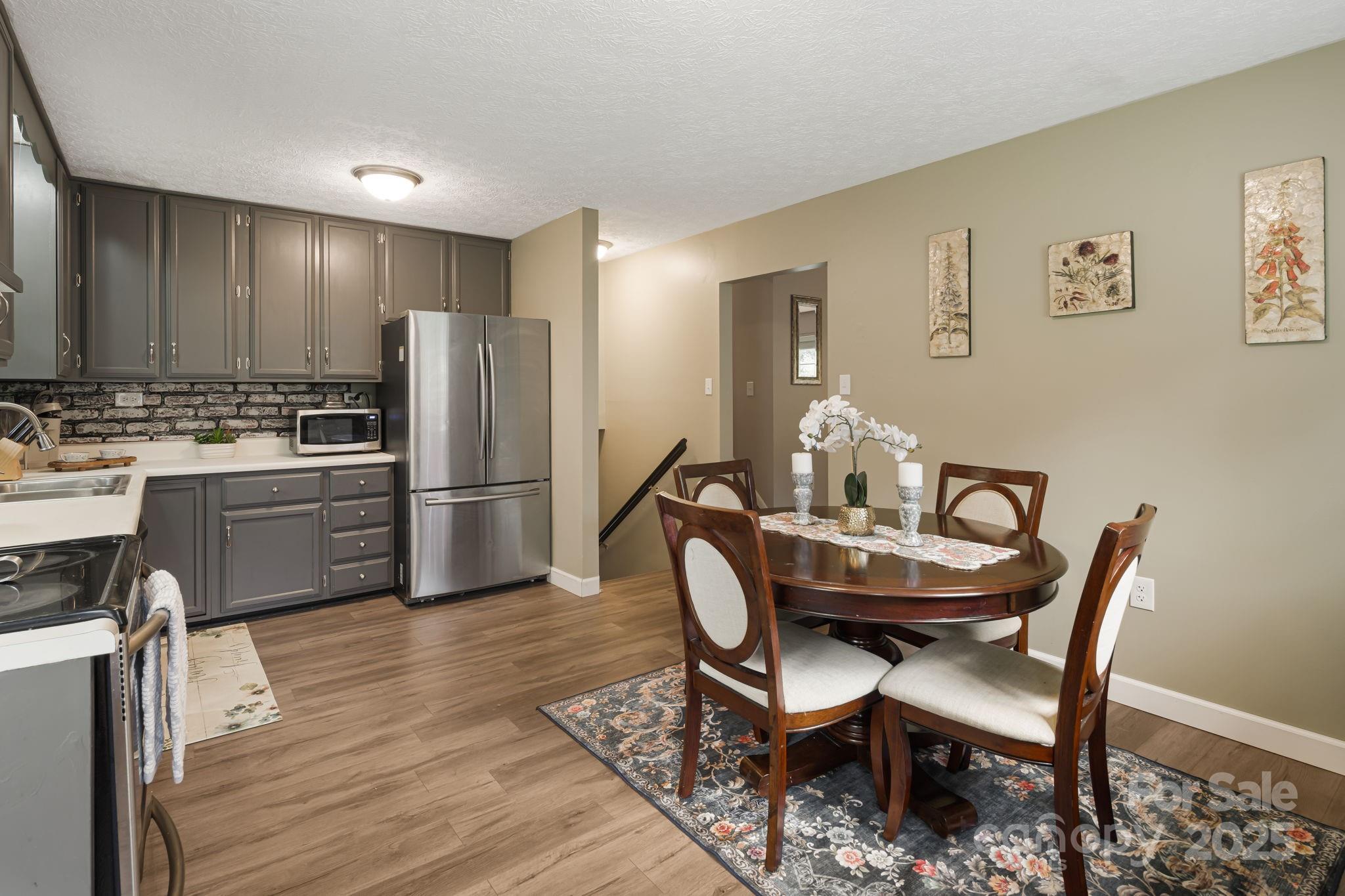 Midway Brook - Residential