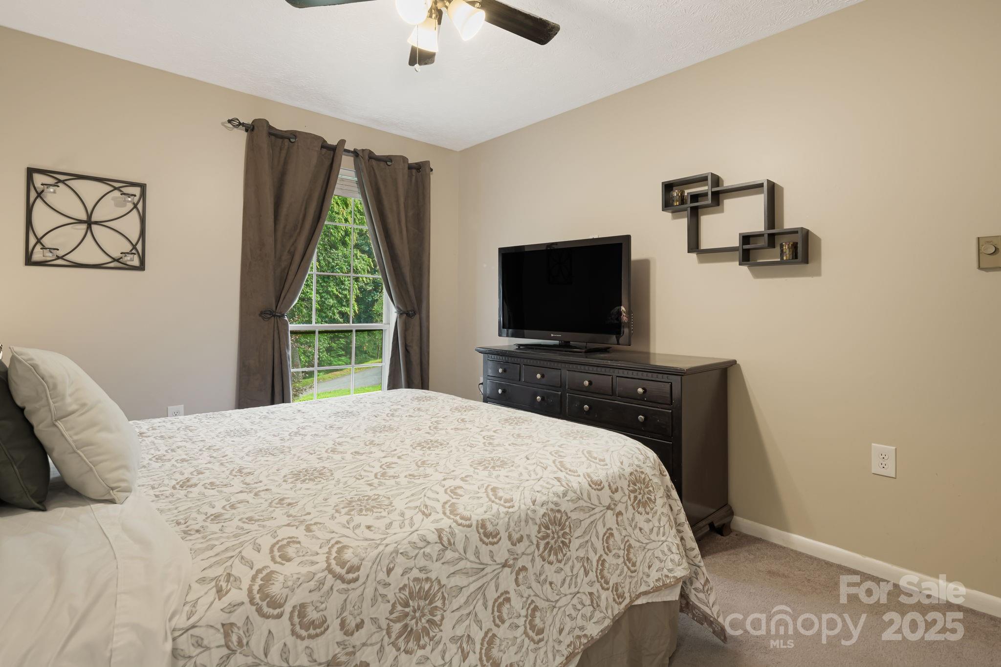 Midway Brook - Residential