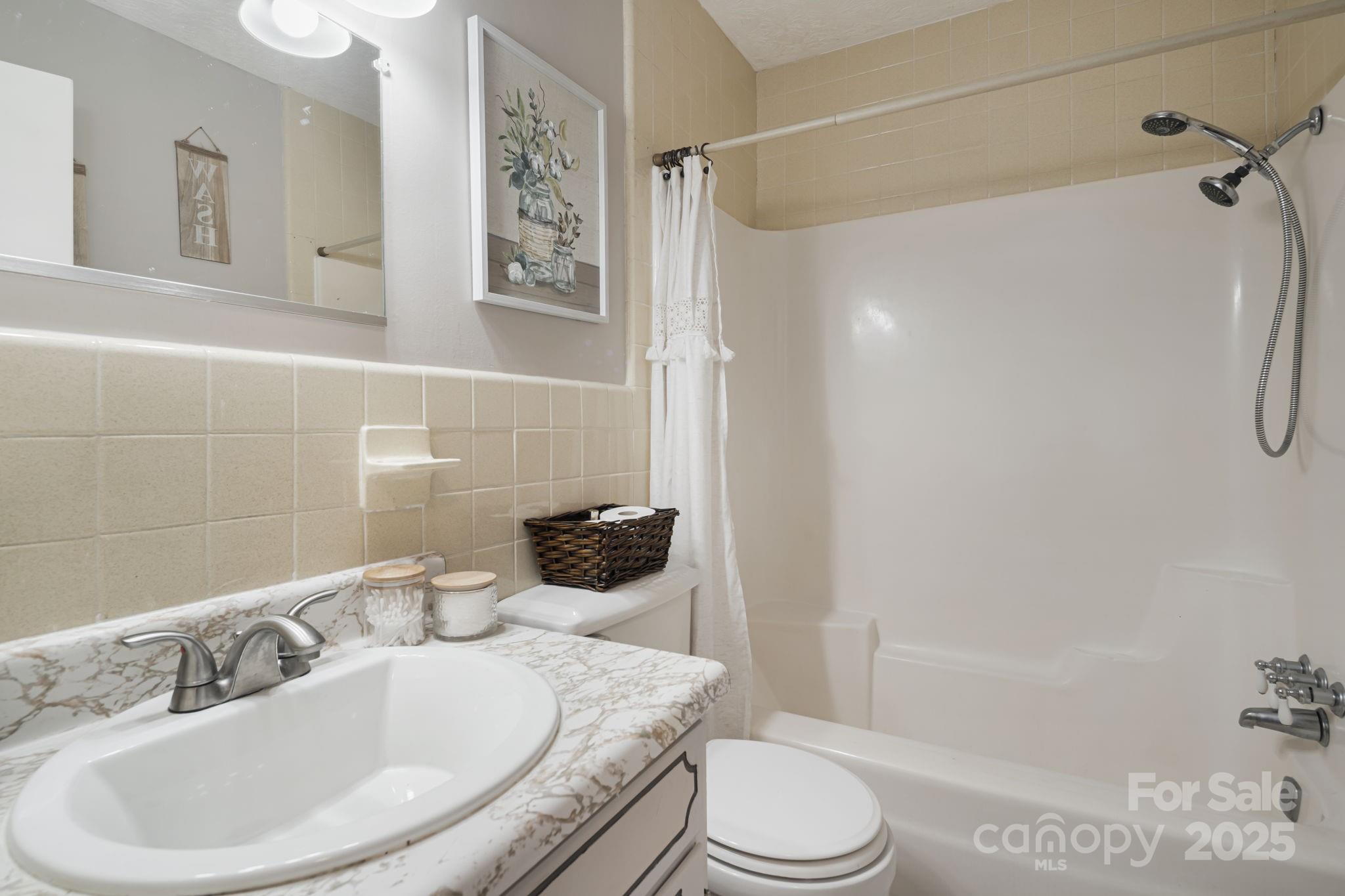 Midway Brook - Residential