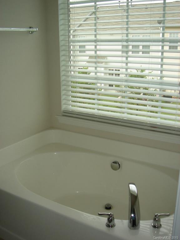 Blakeney Preserve - Residential Lease