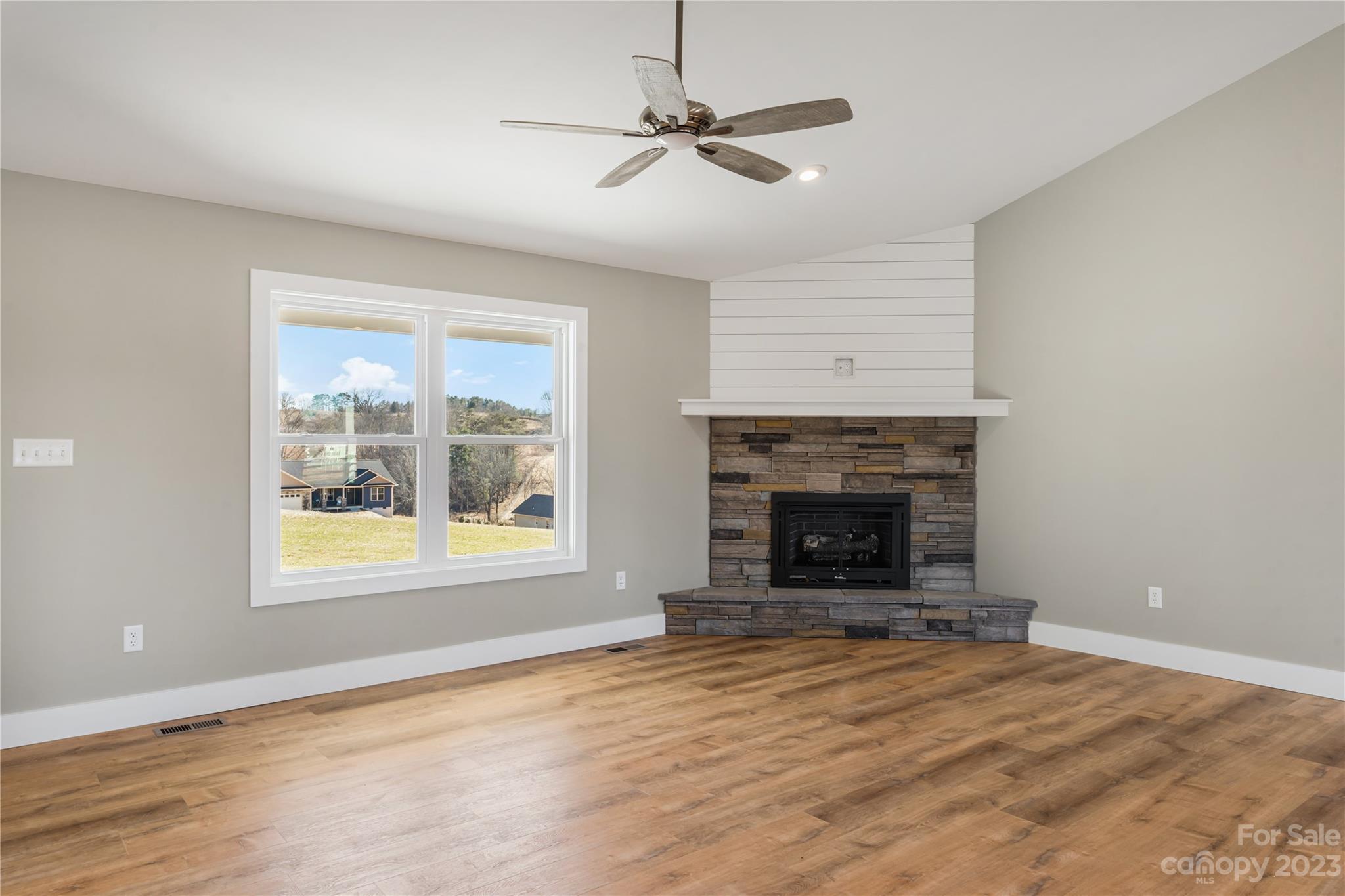 Sky View Ridge - Residential