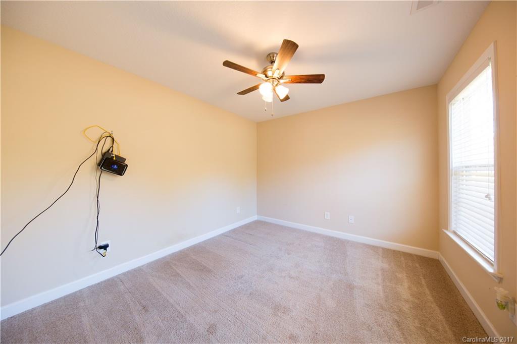 The Glynns at Carolina Crossing - Residential