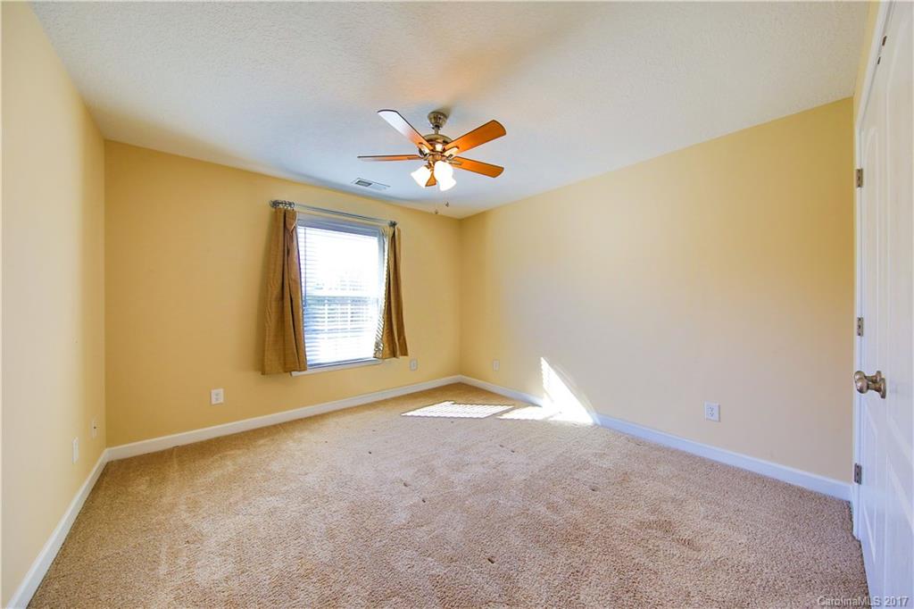 The Glynns at Carolina Crossing - Residential