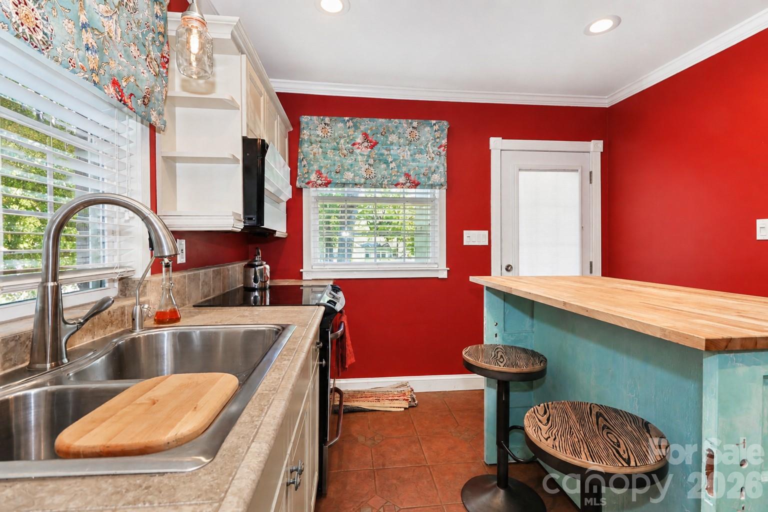Forest Hills - Residential