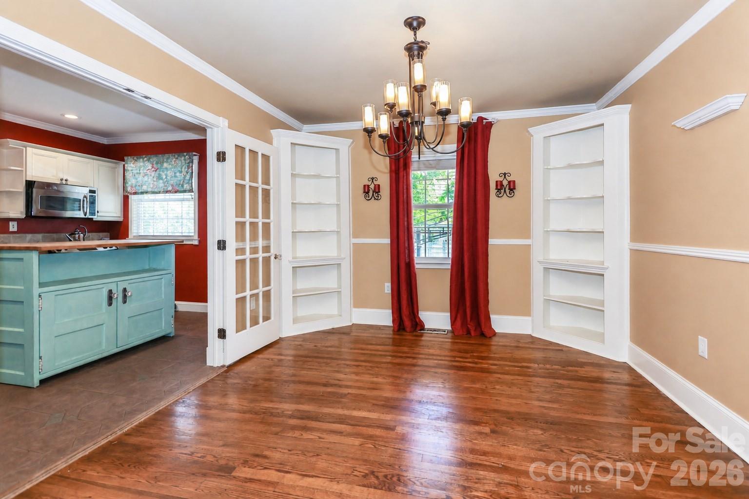 Forest Hills - Residential