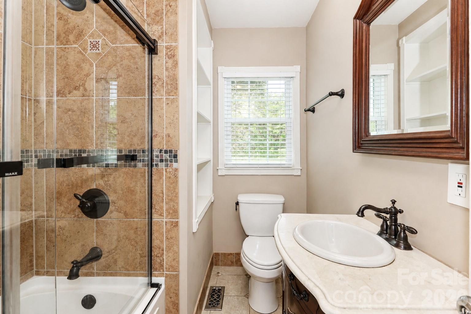 Forest Hills - Residential
