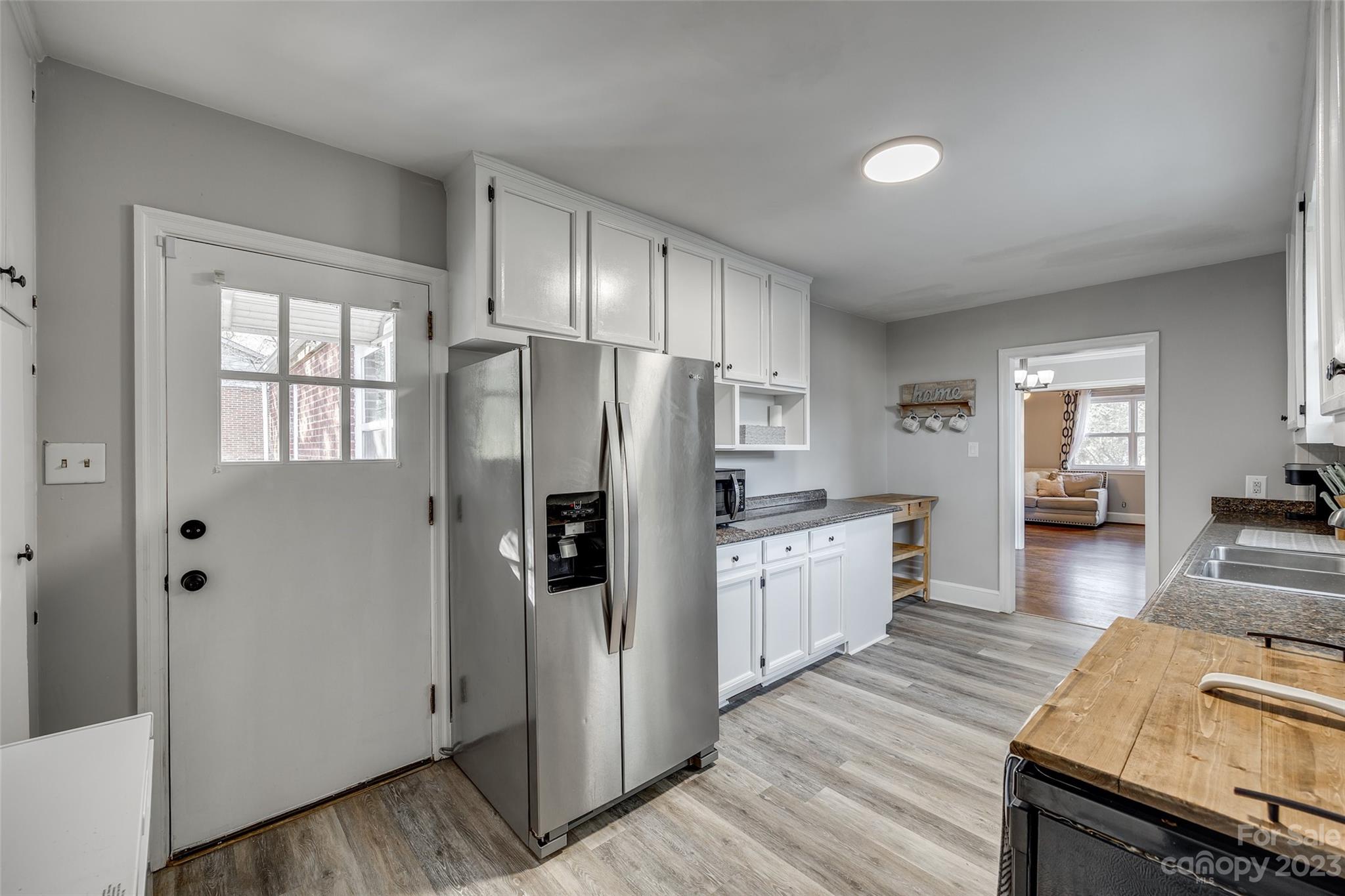 Country Club Estates - Residential