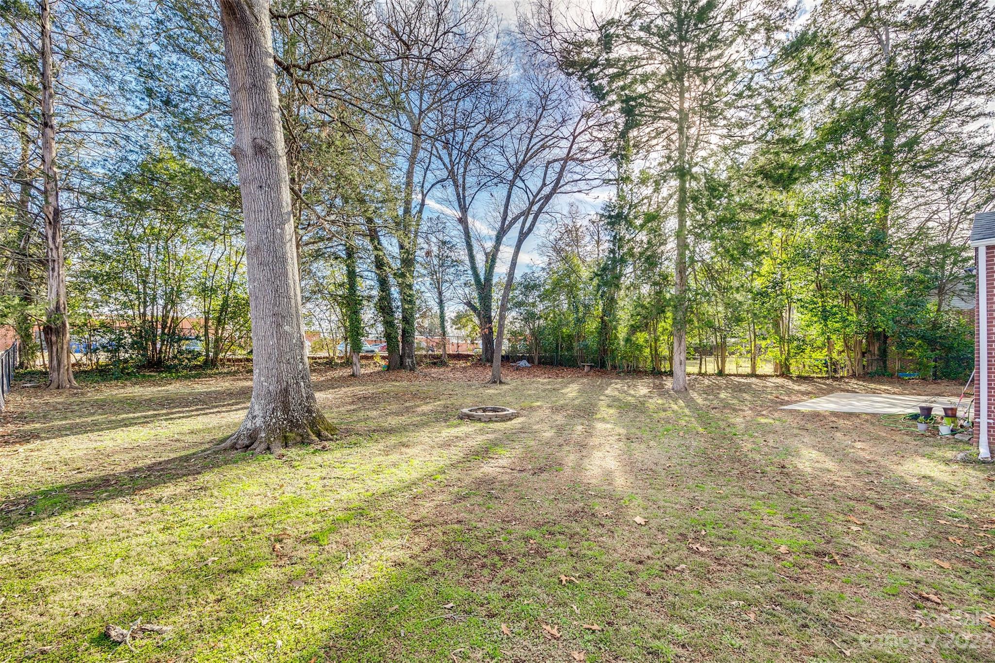 Country Club Estates - Residential