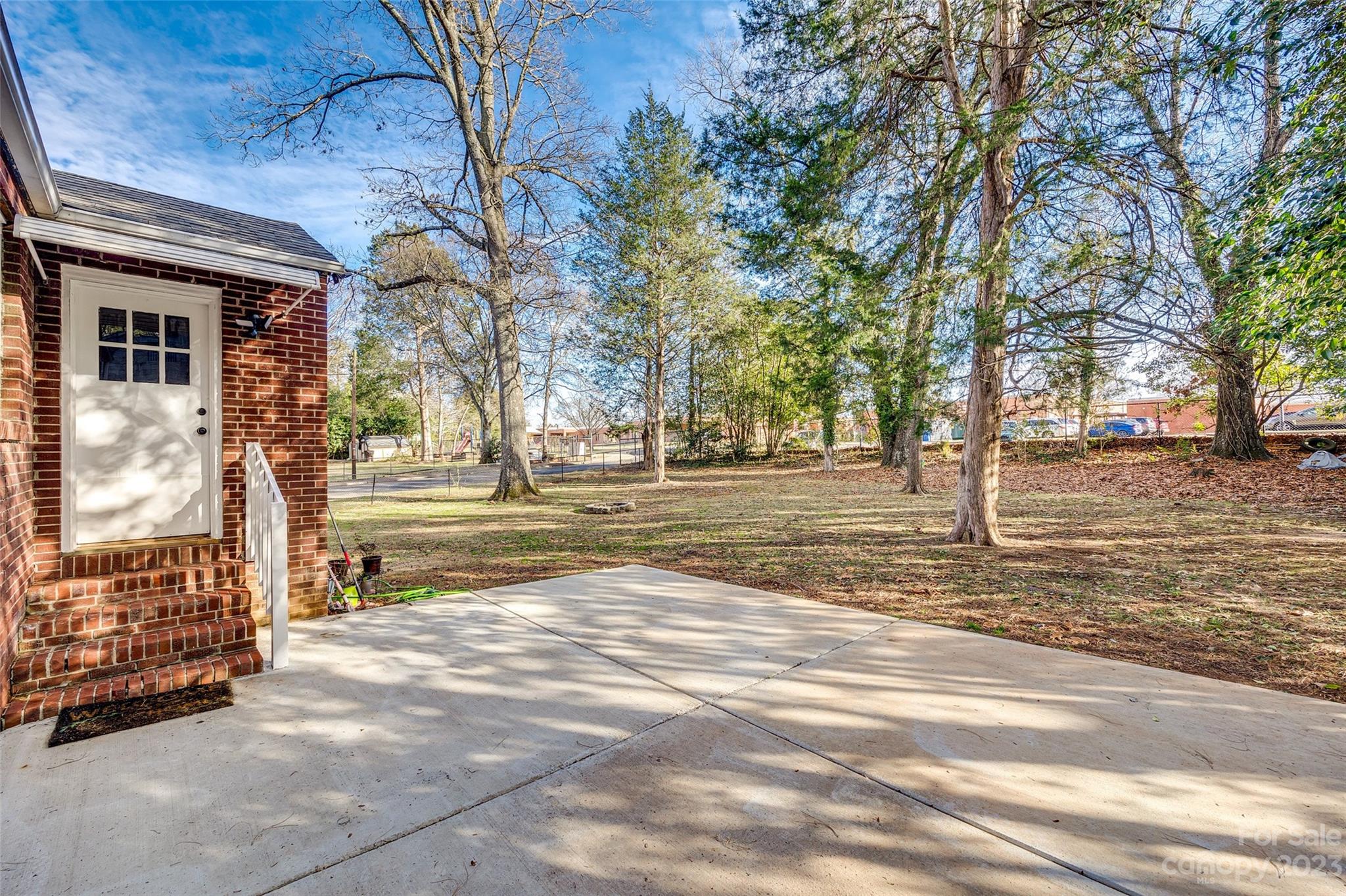 Country Club Estates - Residential