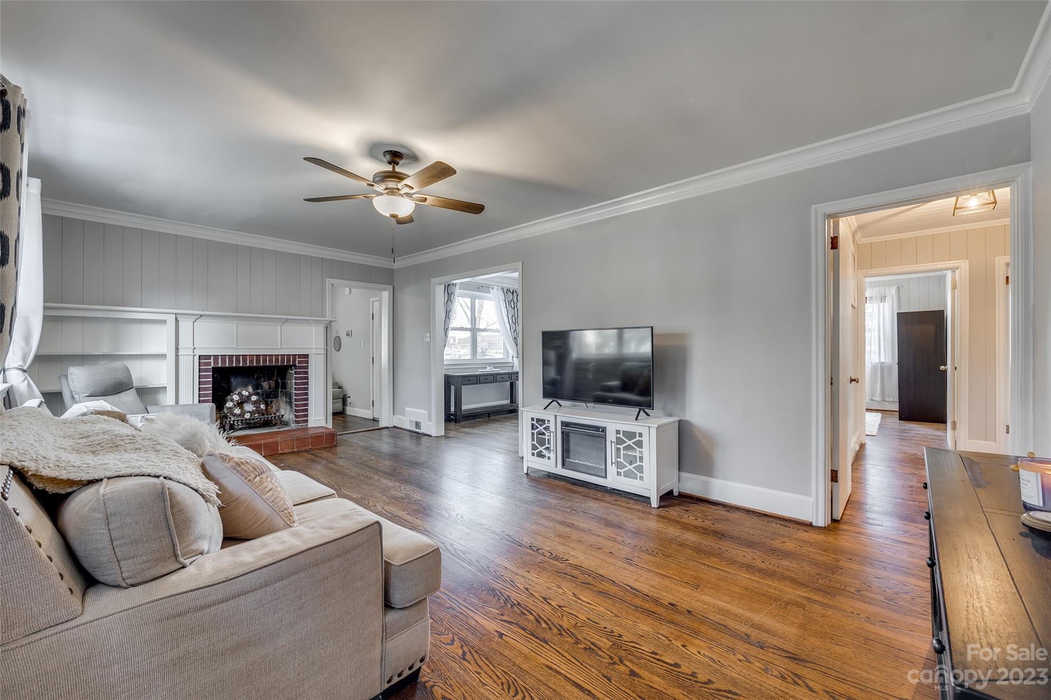 Country Club Estates - Residential