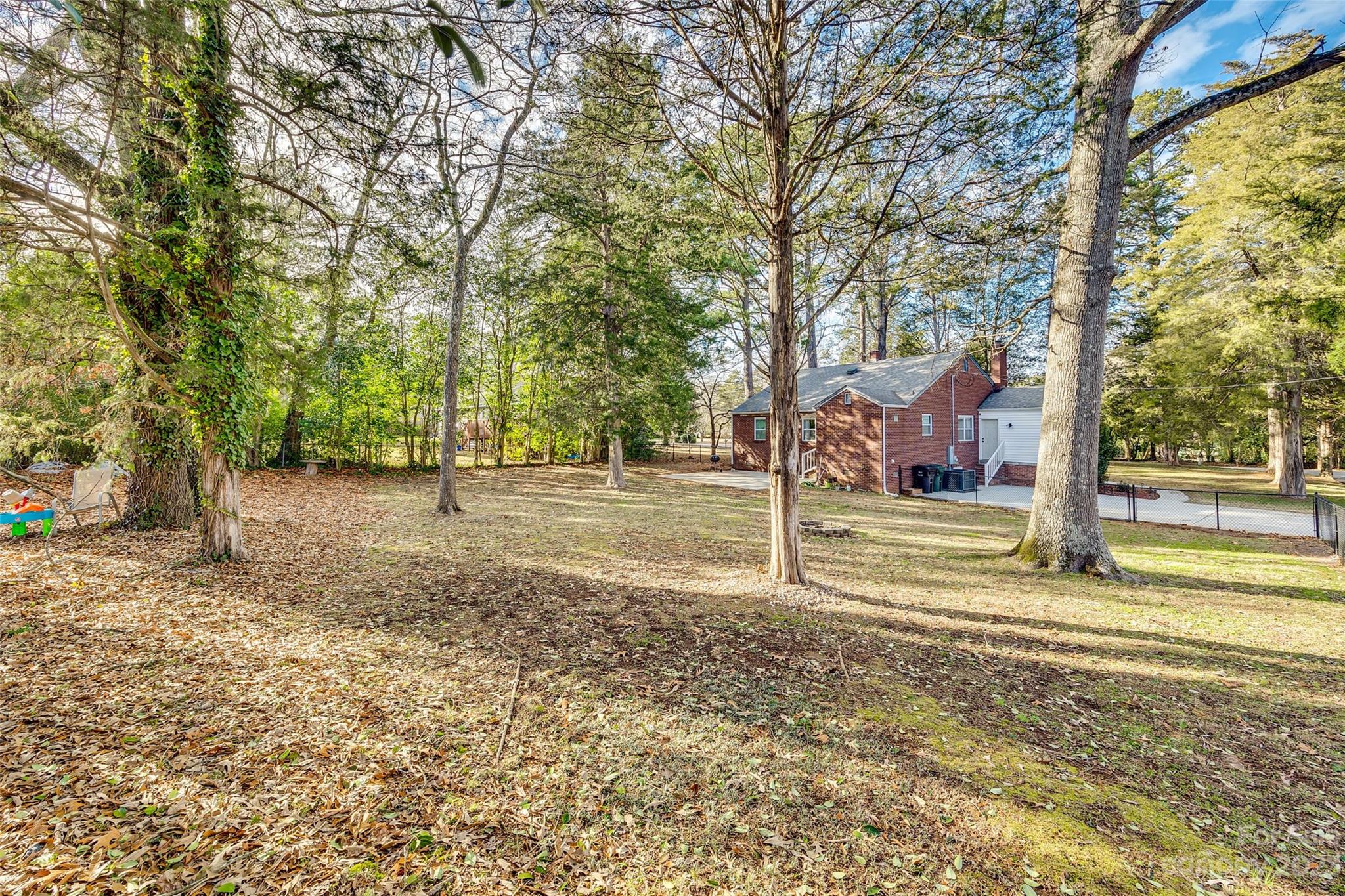 Country Club Estates - Residential