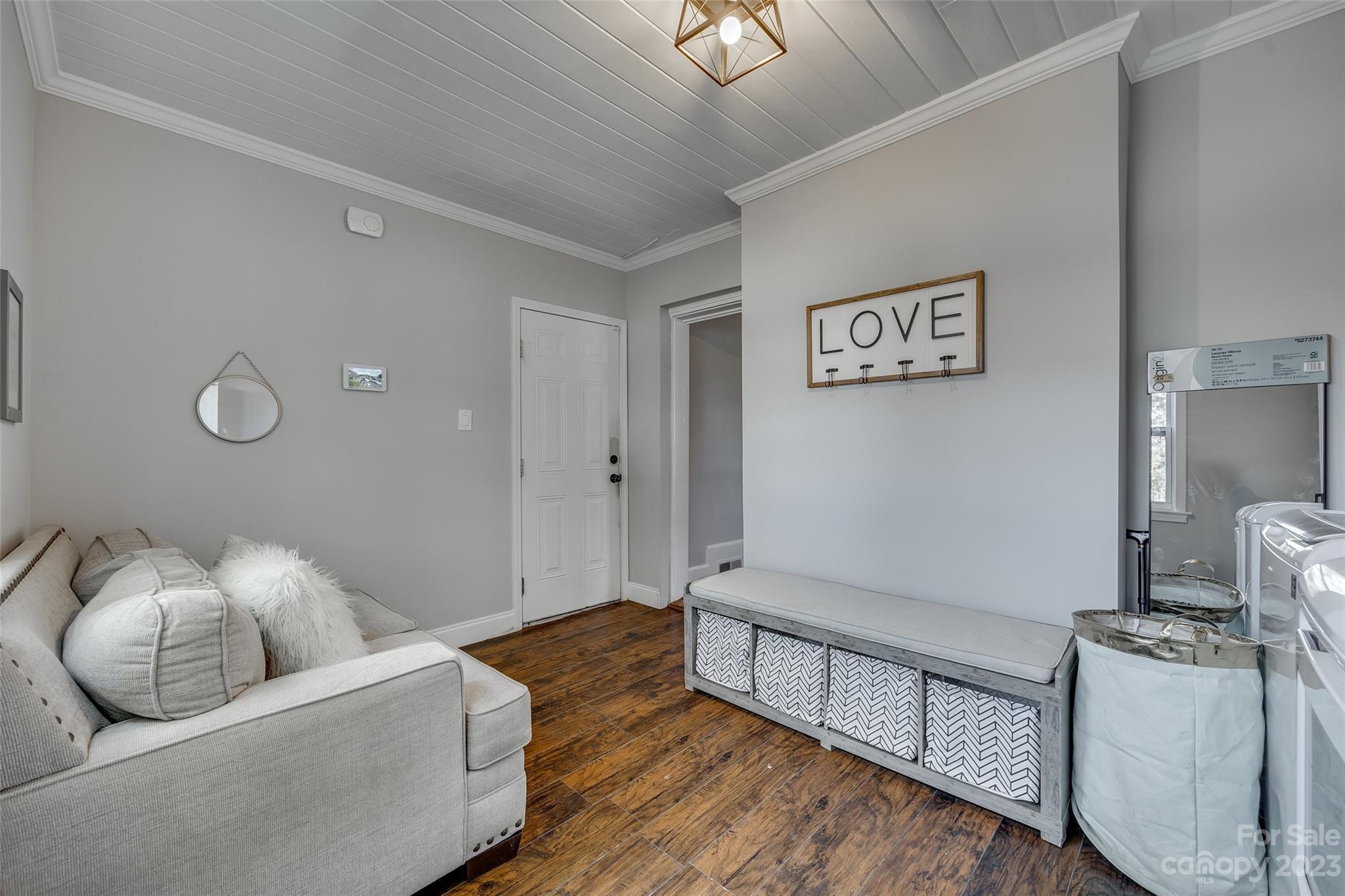 Country Club Estates - Residential