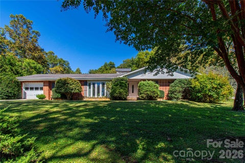 Photo of 2586 Kim Miller Road, Lake Toxaway, NC 28747 (MLS # 4431012)