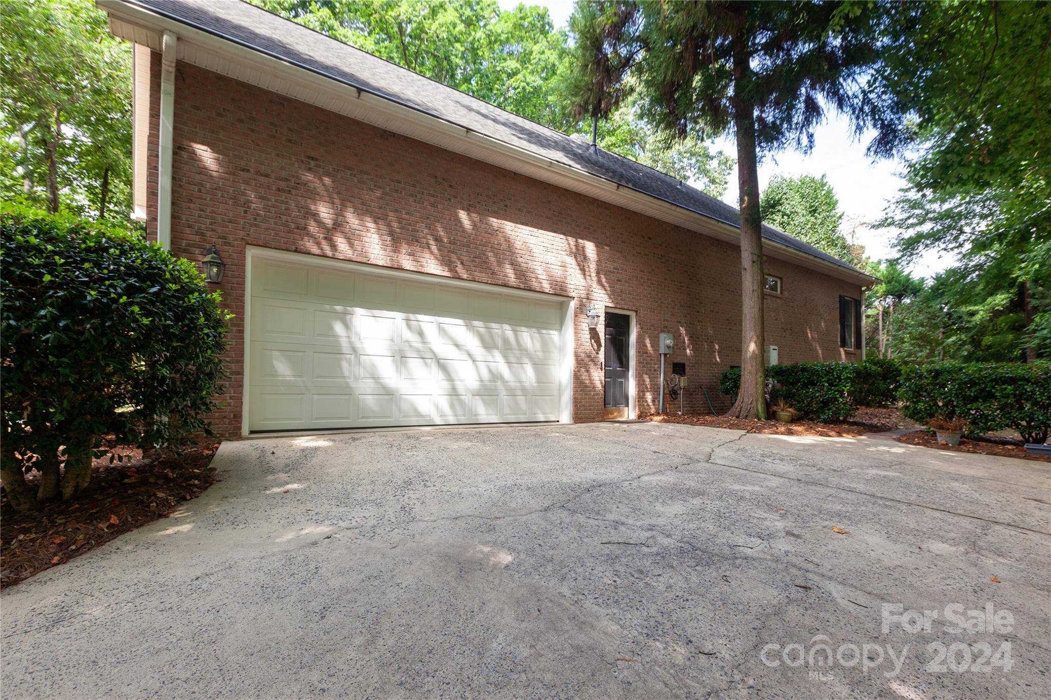 River Hills - Residential