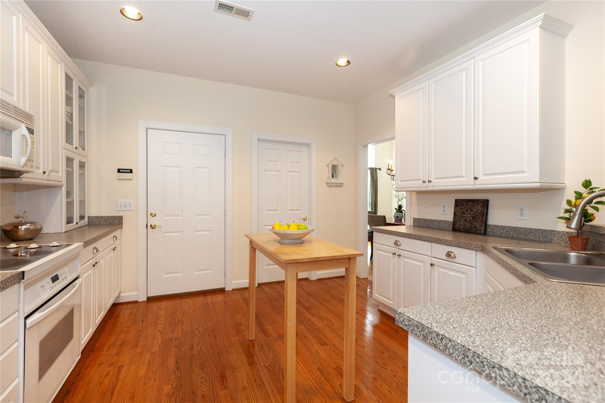 River Hills - Residential