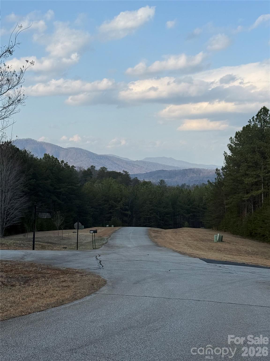 109 Spring Hollow Road