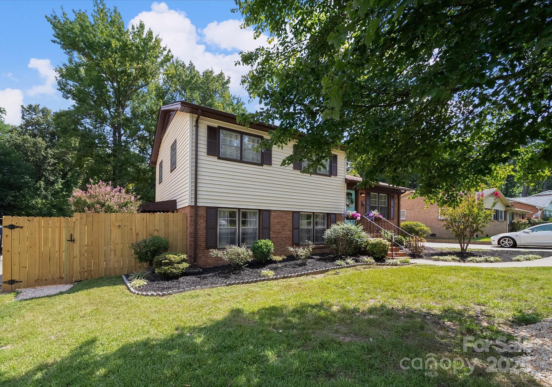 2213 Milton Road