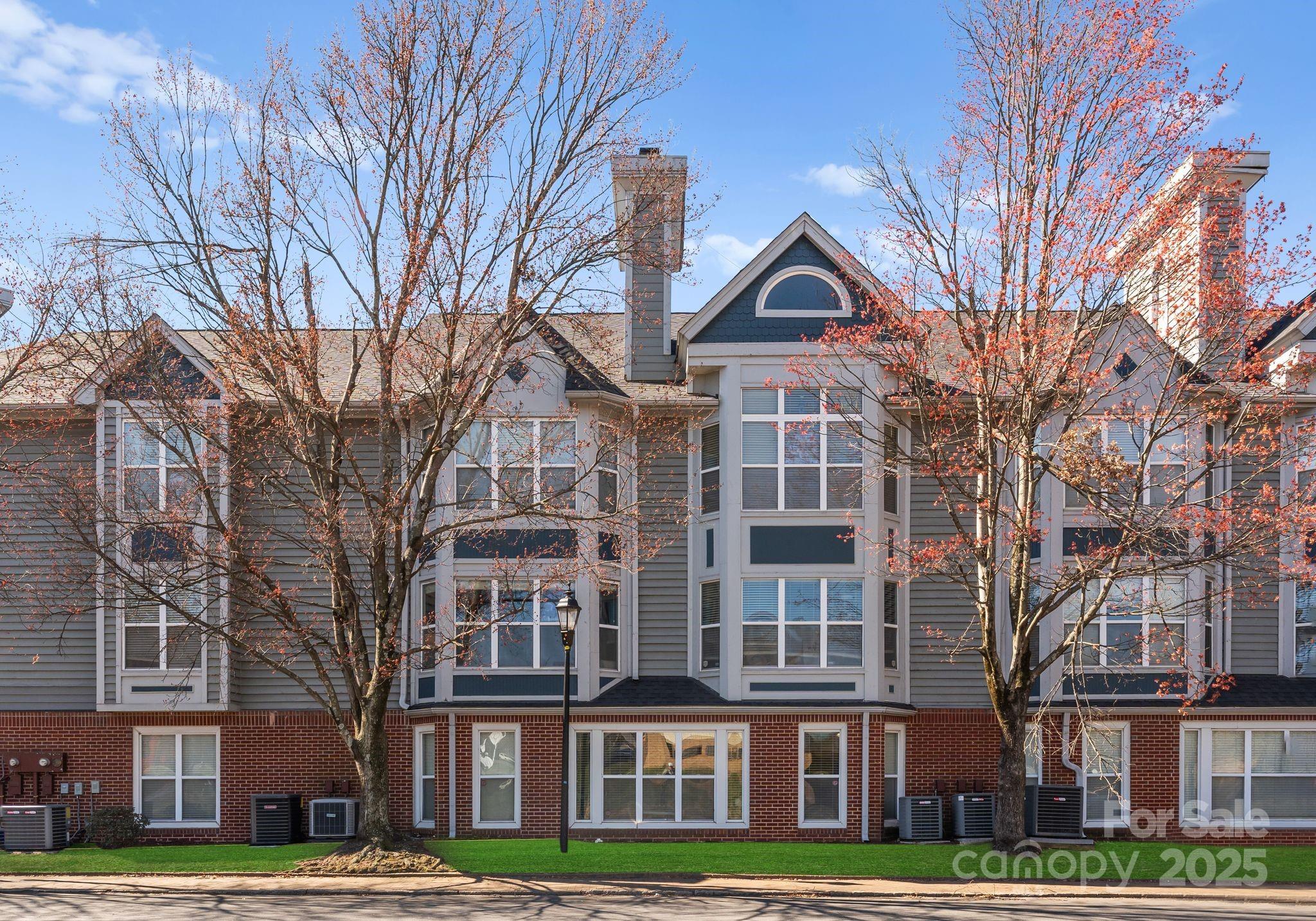 The Fourth Ward Square - Residential