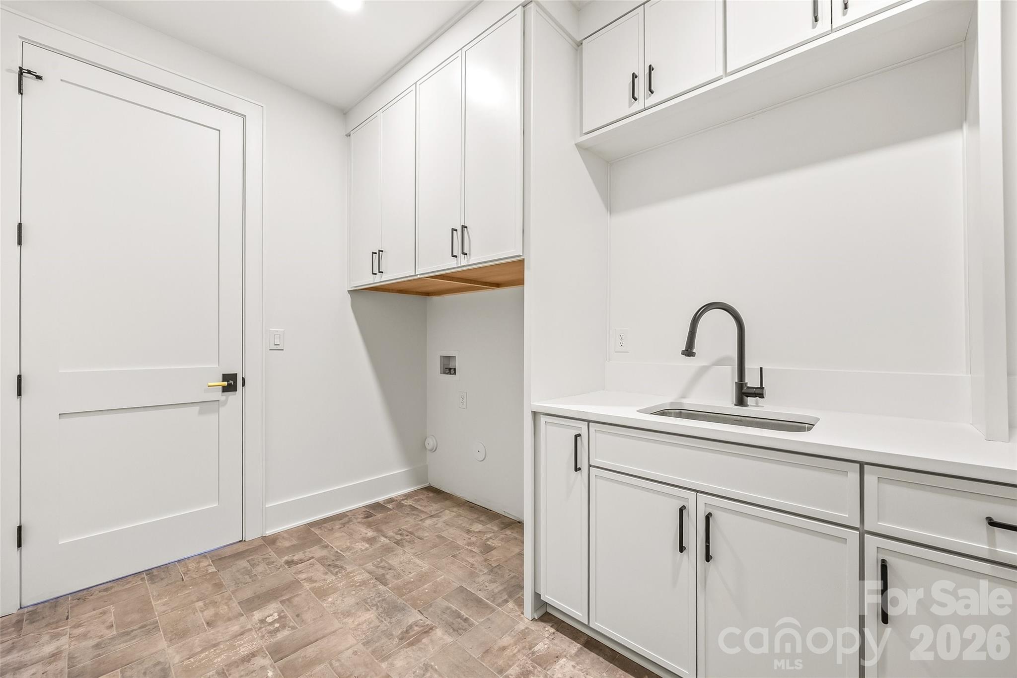 Crown Colony - Residential