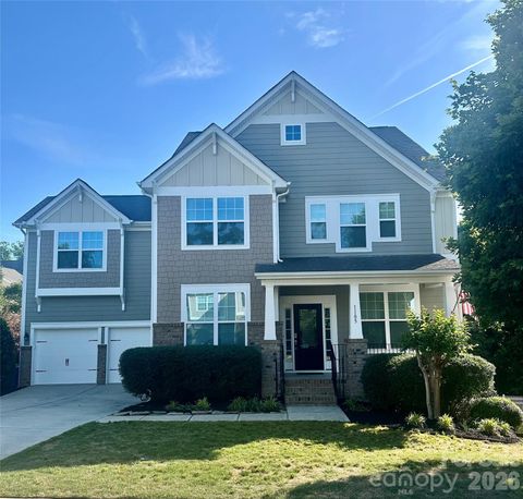Photo of 1105 Snowbird Lane, Waxhaw, NC 28173 (MLS # 4378061)