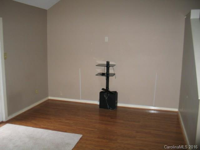 Willow Run - Residential