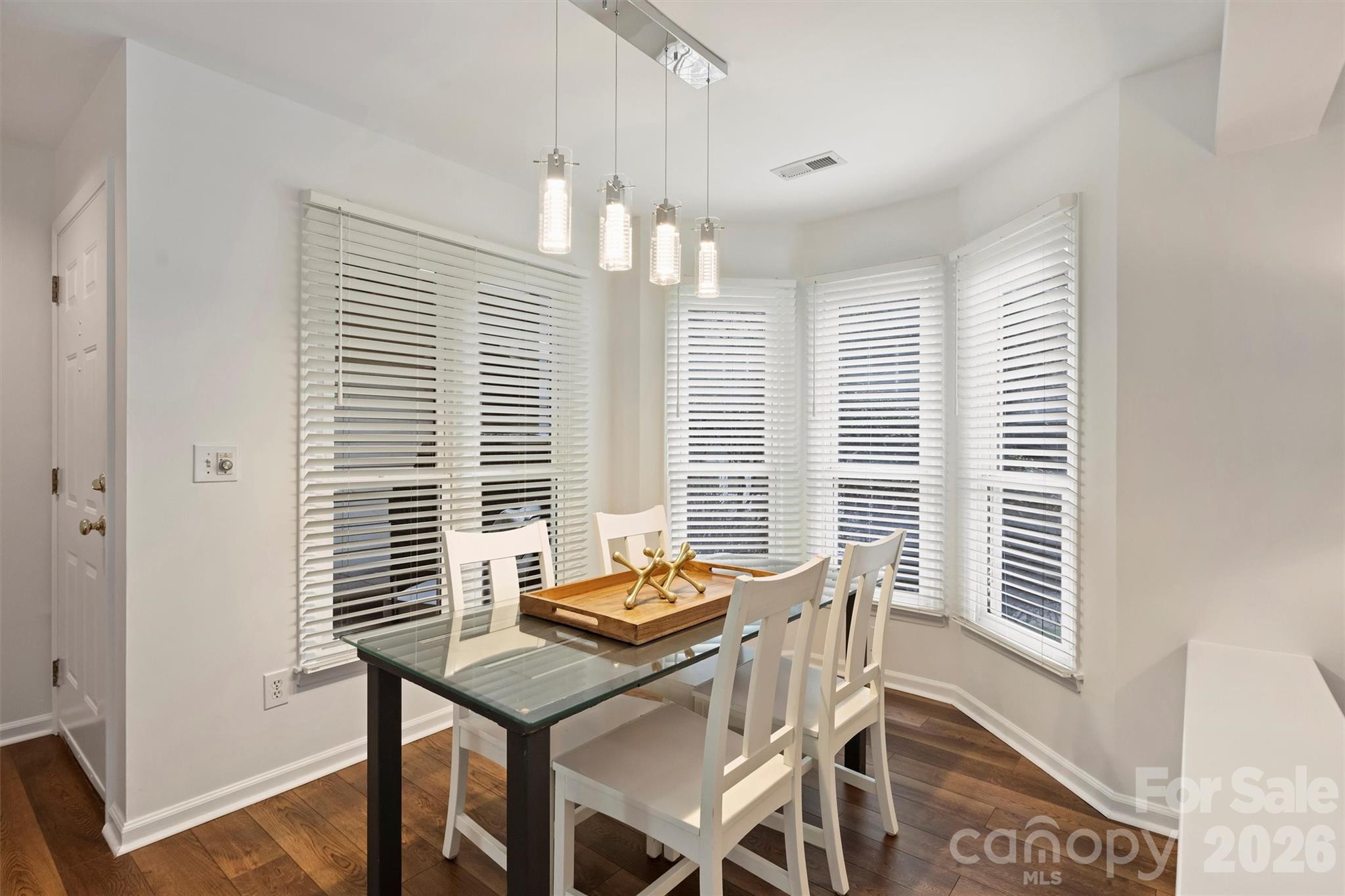 601 Queens Condominiums - Residential