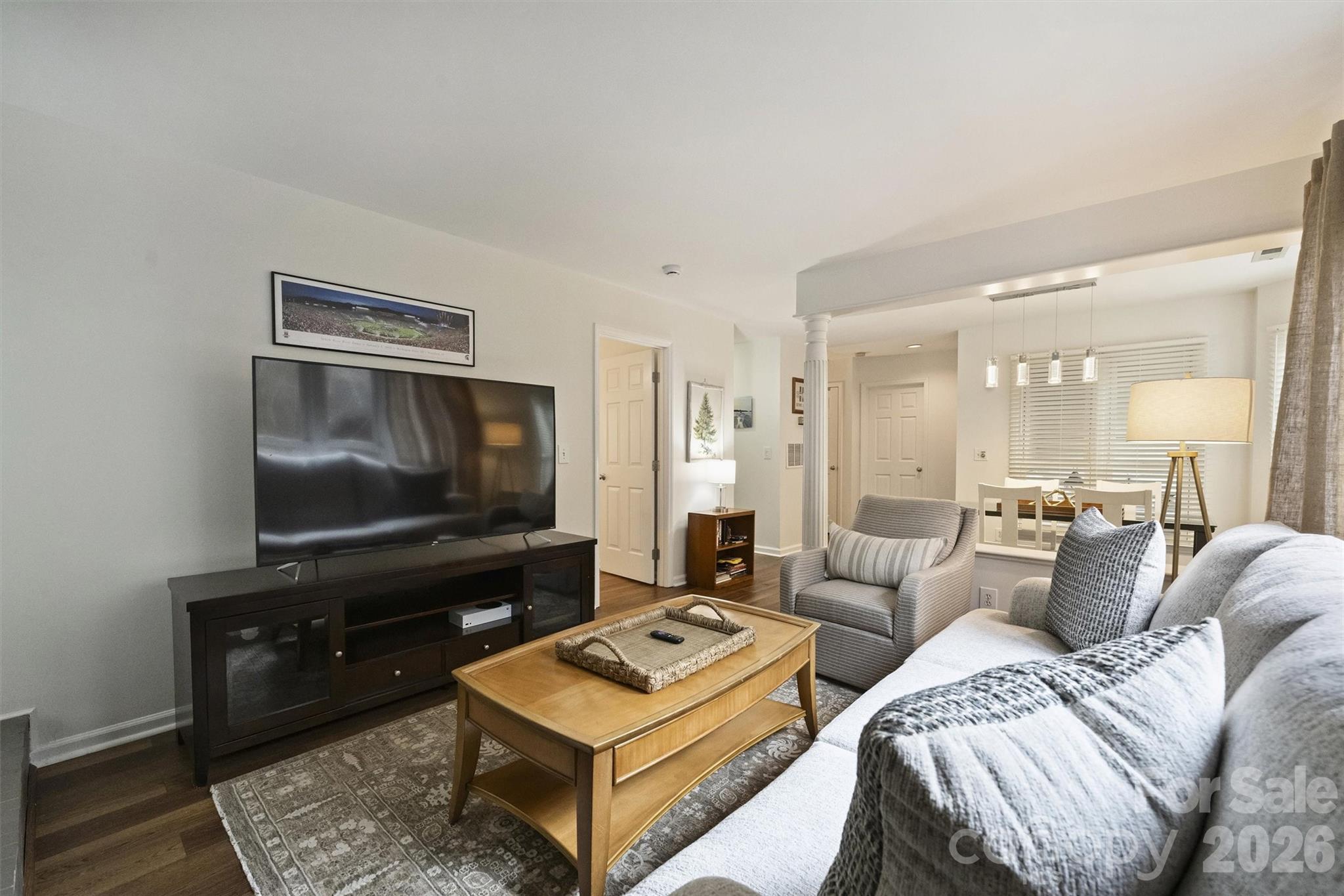 601 Queens Condominiums - Residential