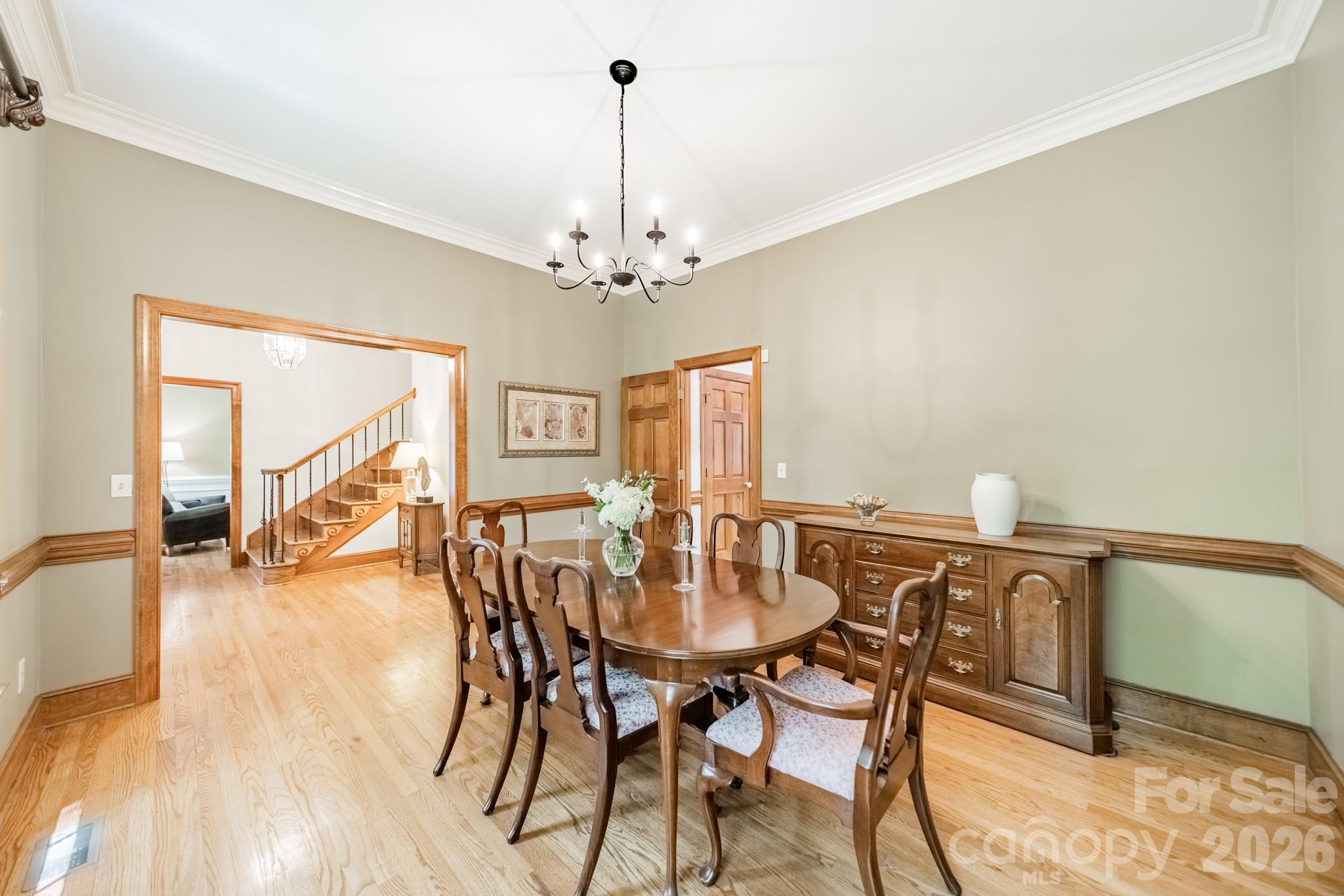 3307 Sandalwood Lane