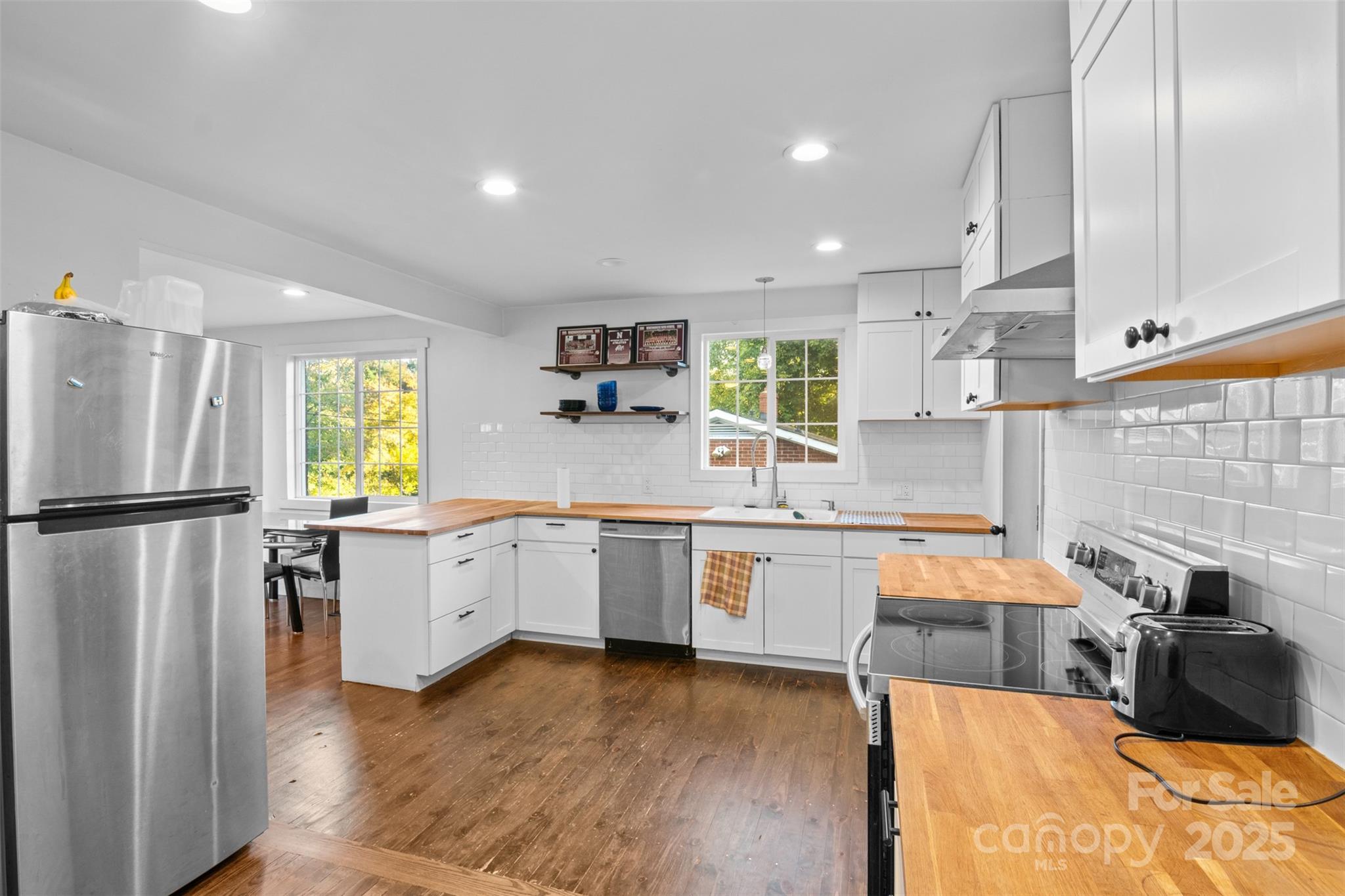 2536 Bancroft Street