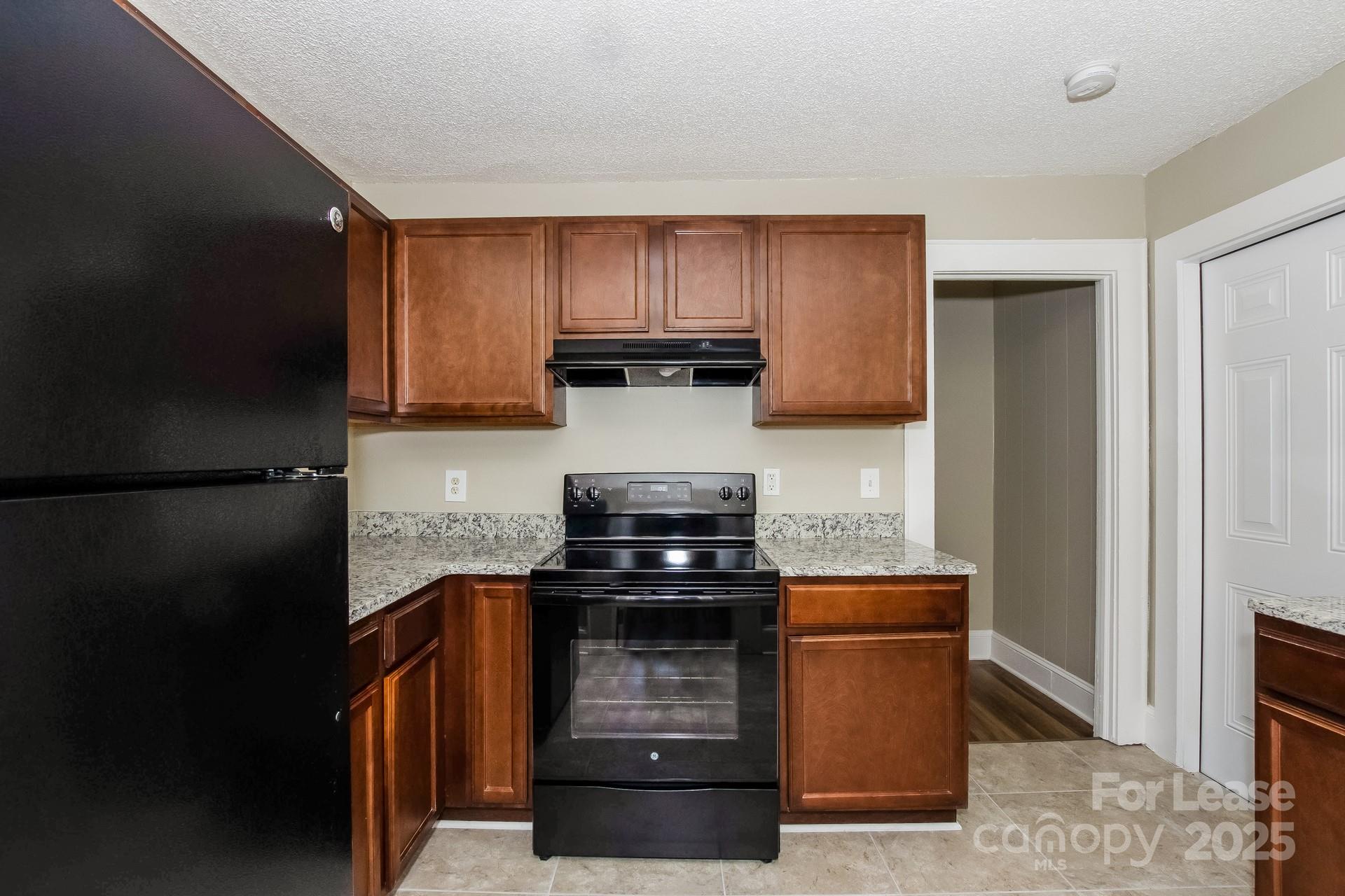 604 Robertson Avenue