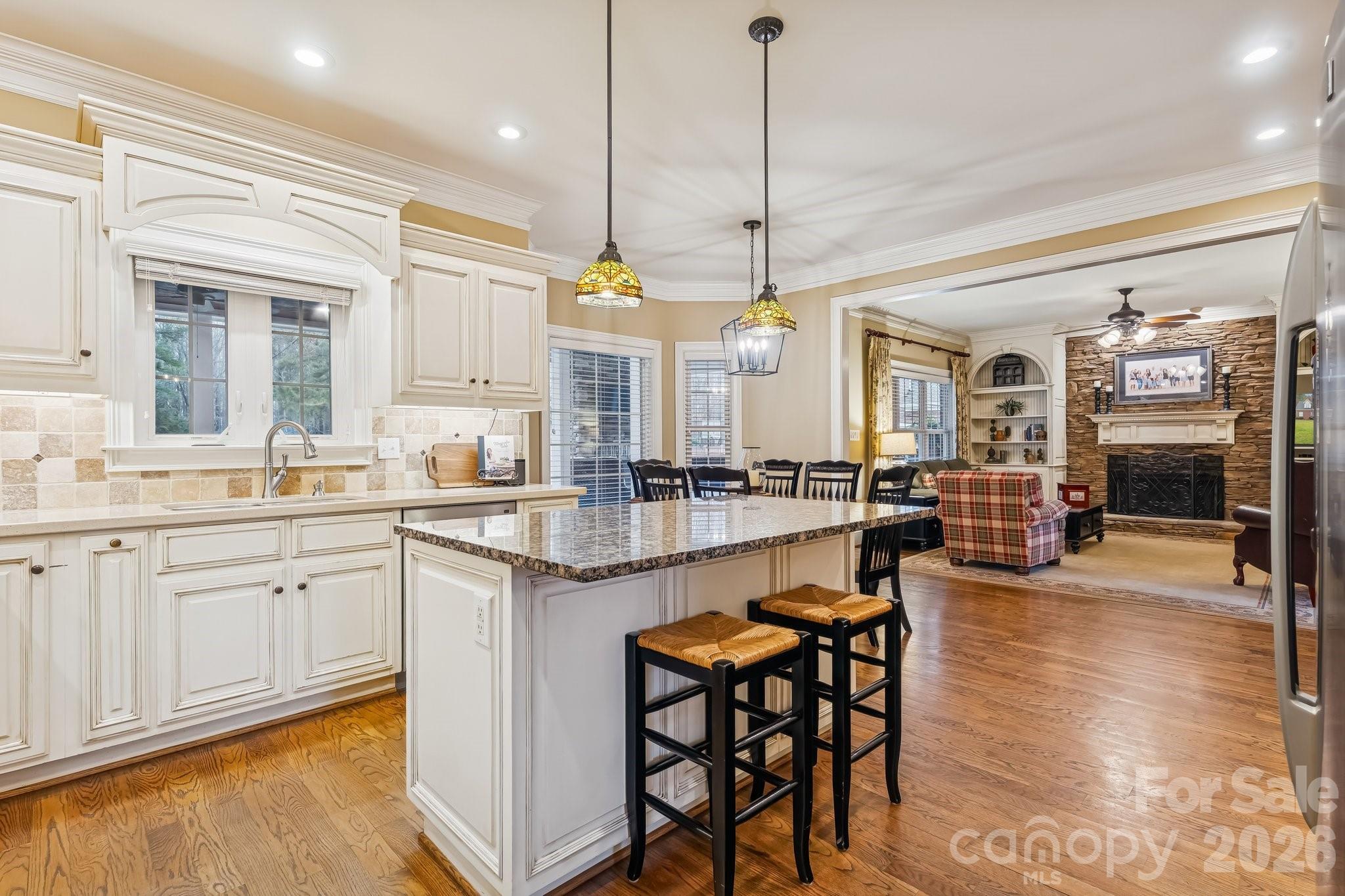 Saint Kidron - Residential