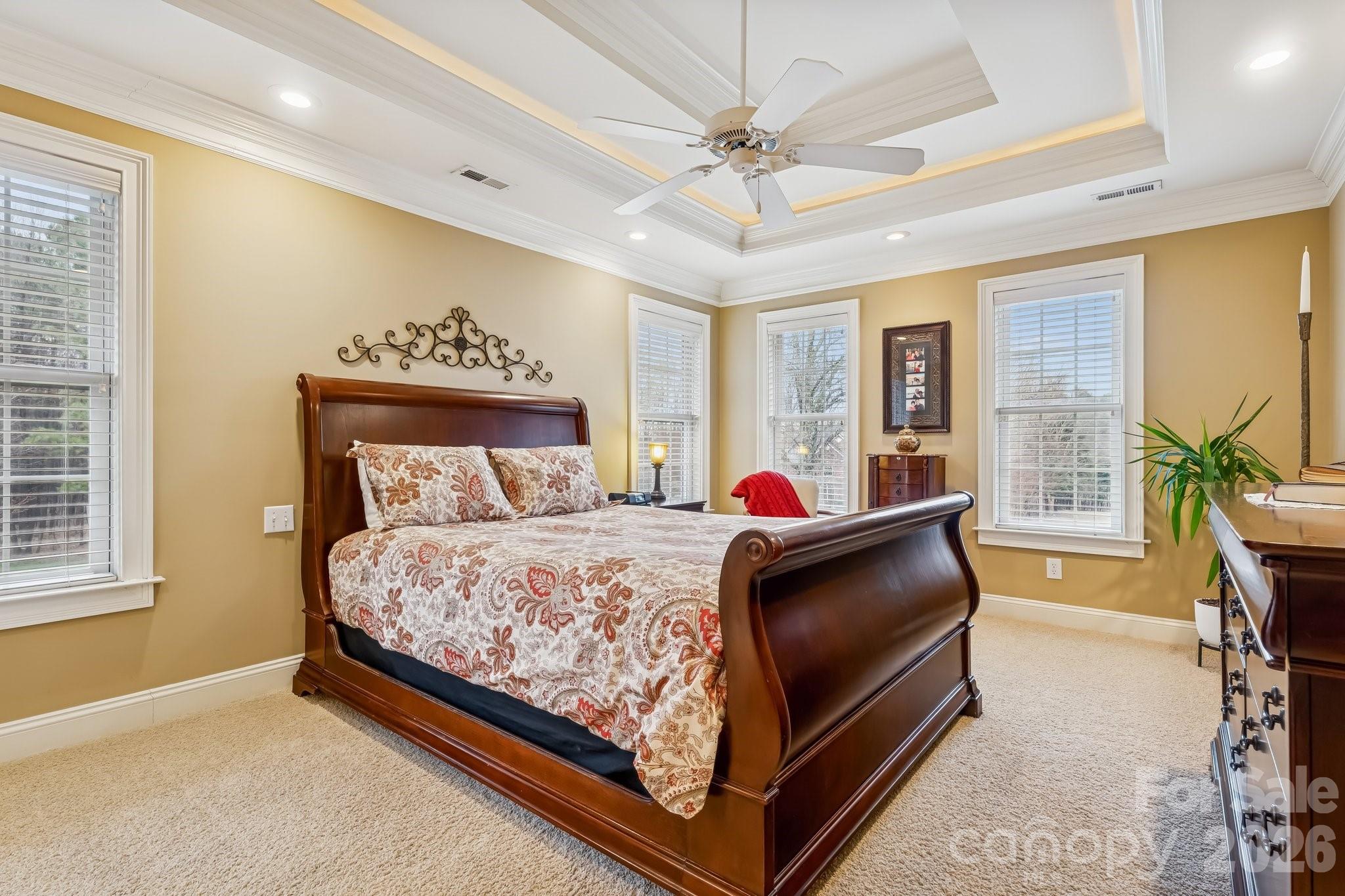 Saint Kidron - Residential