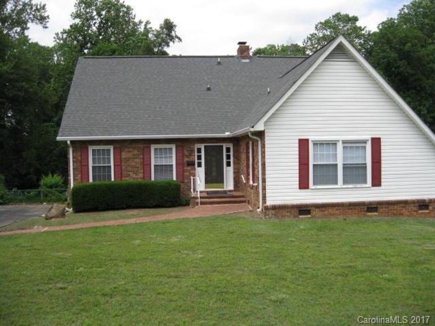 Great neighborhood...Move in ready home! Entire interior just painted plus new vinyl flooring in kitchen and
laundry room. Hardwood floors throughout except one upstairs bedroom with new carpet.Deck pressure
washed and painted.It's a story and half with first floor master plus two good sized bedroom upstairs. Mostly
brick exterior with outside basement entrance, fenced backyard and a home sure to please.