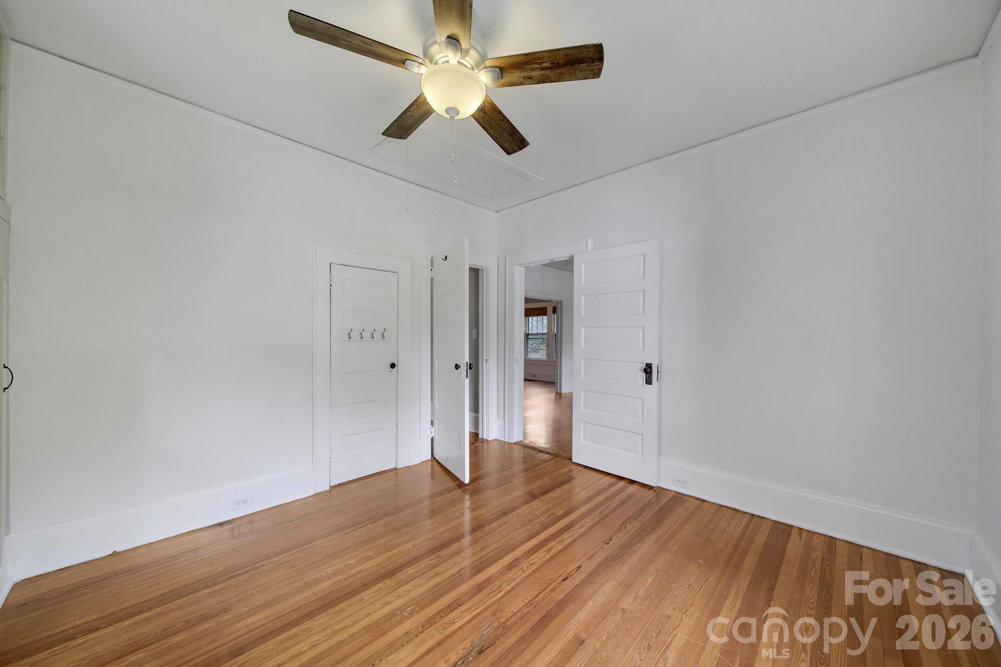 Merry Oaks - Residential