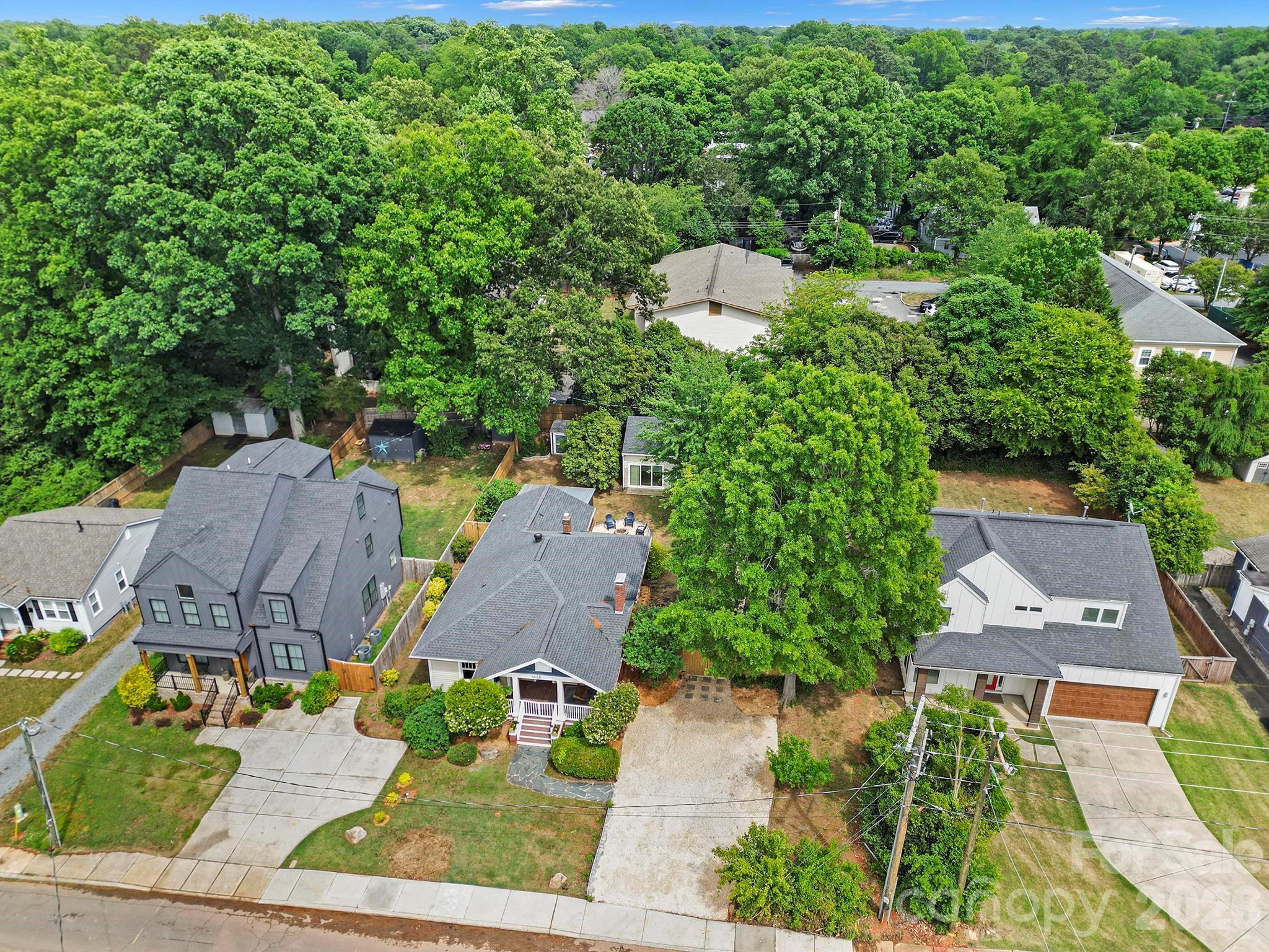 Merry Oaks - Residential
