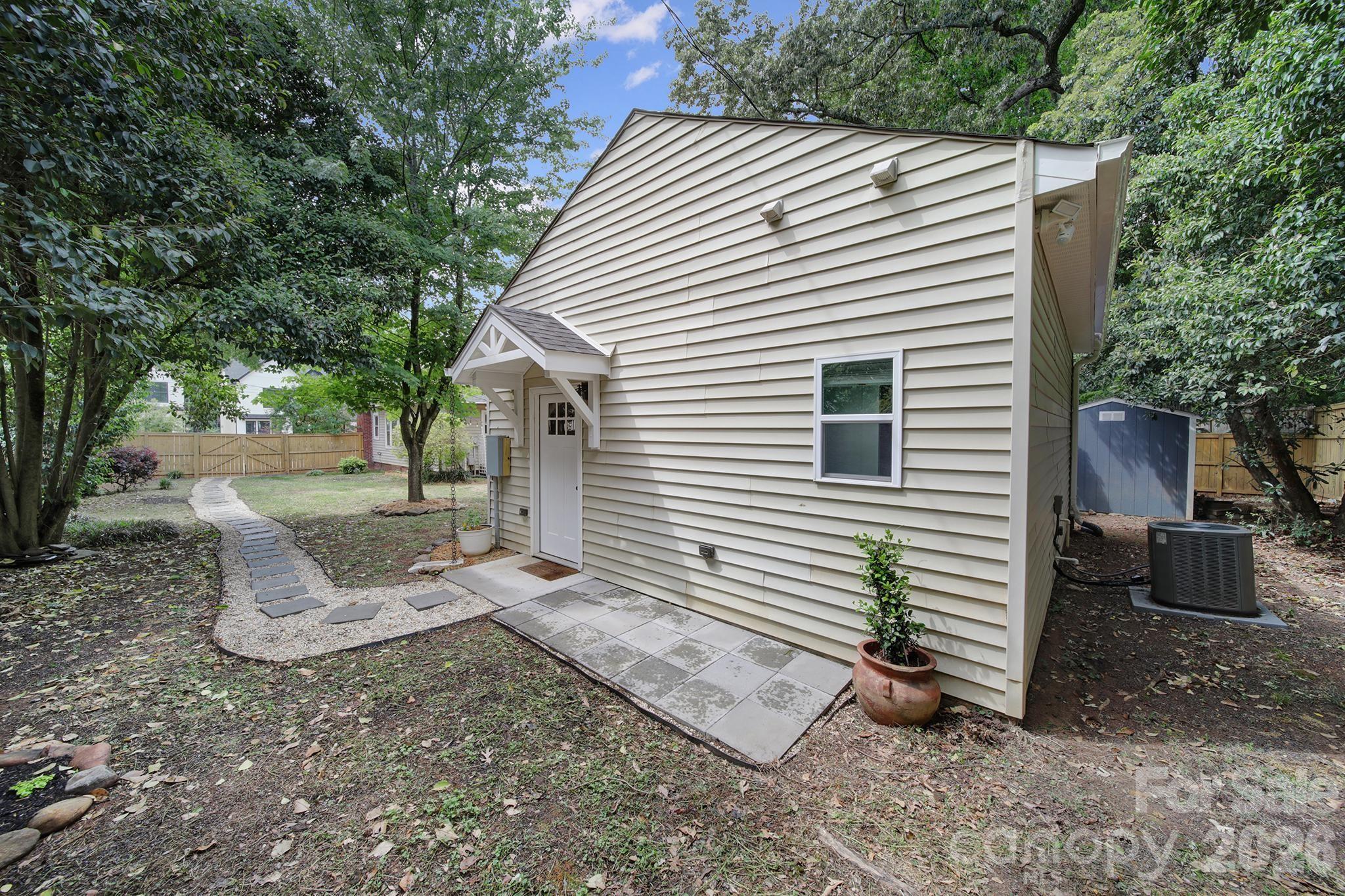 Merry Oaks - Residential