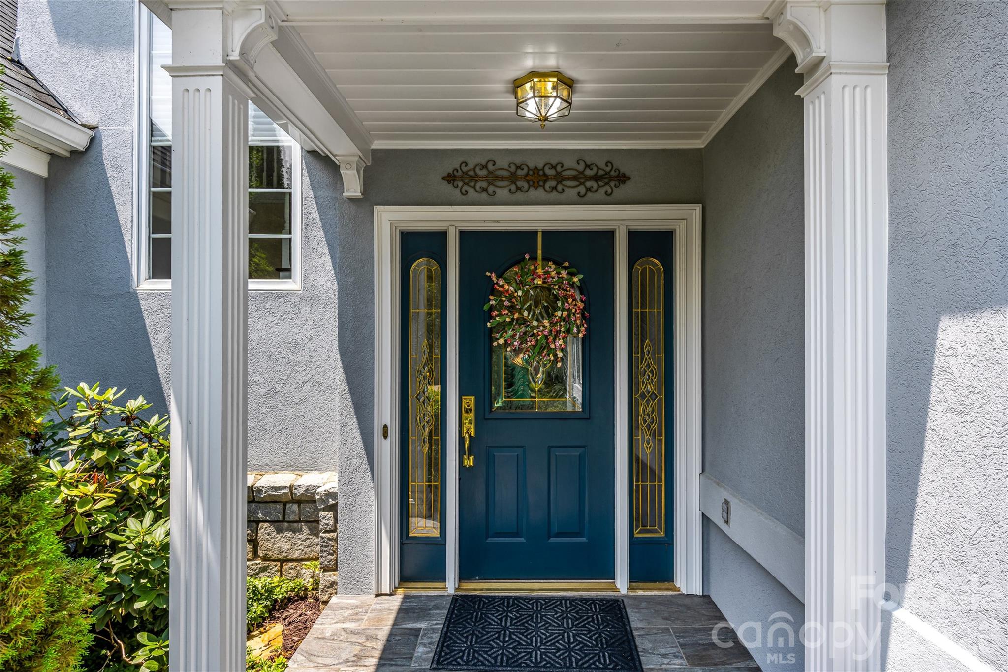 11 Tiverton Lane