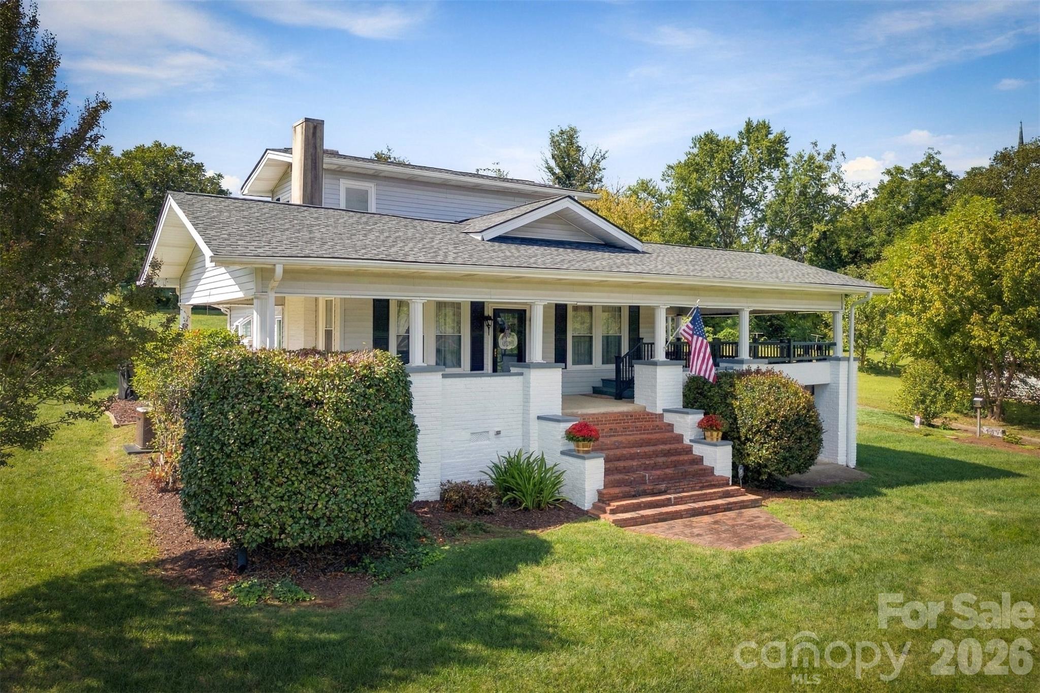110 Burkemont Avenue