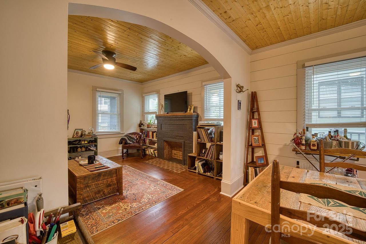 107 Riverview Drive