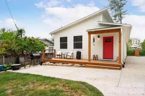 Photo of 116 Arnold Road, Asheville, NC 28805 (MLS # 4375868)