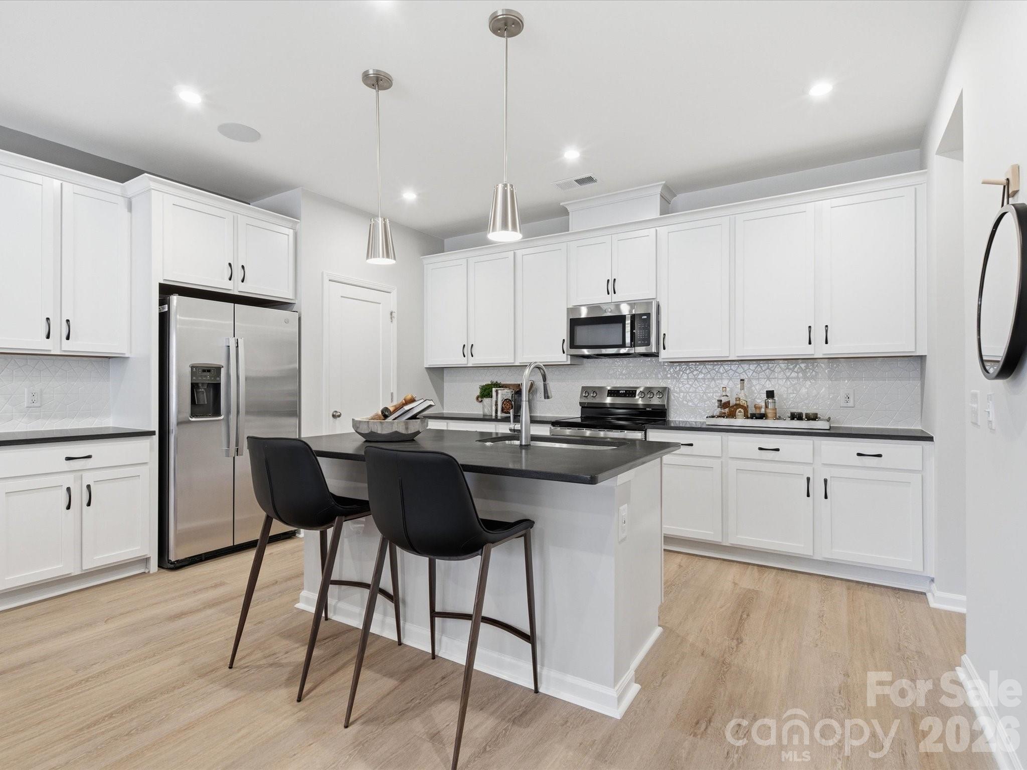 Ellis Townes - Residential