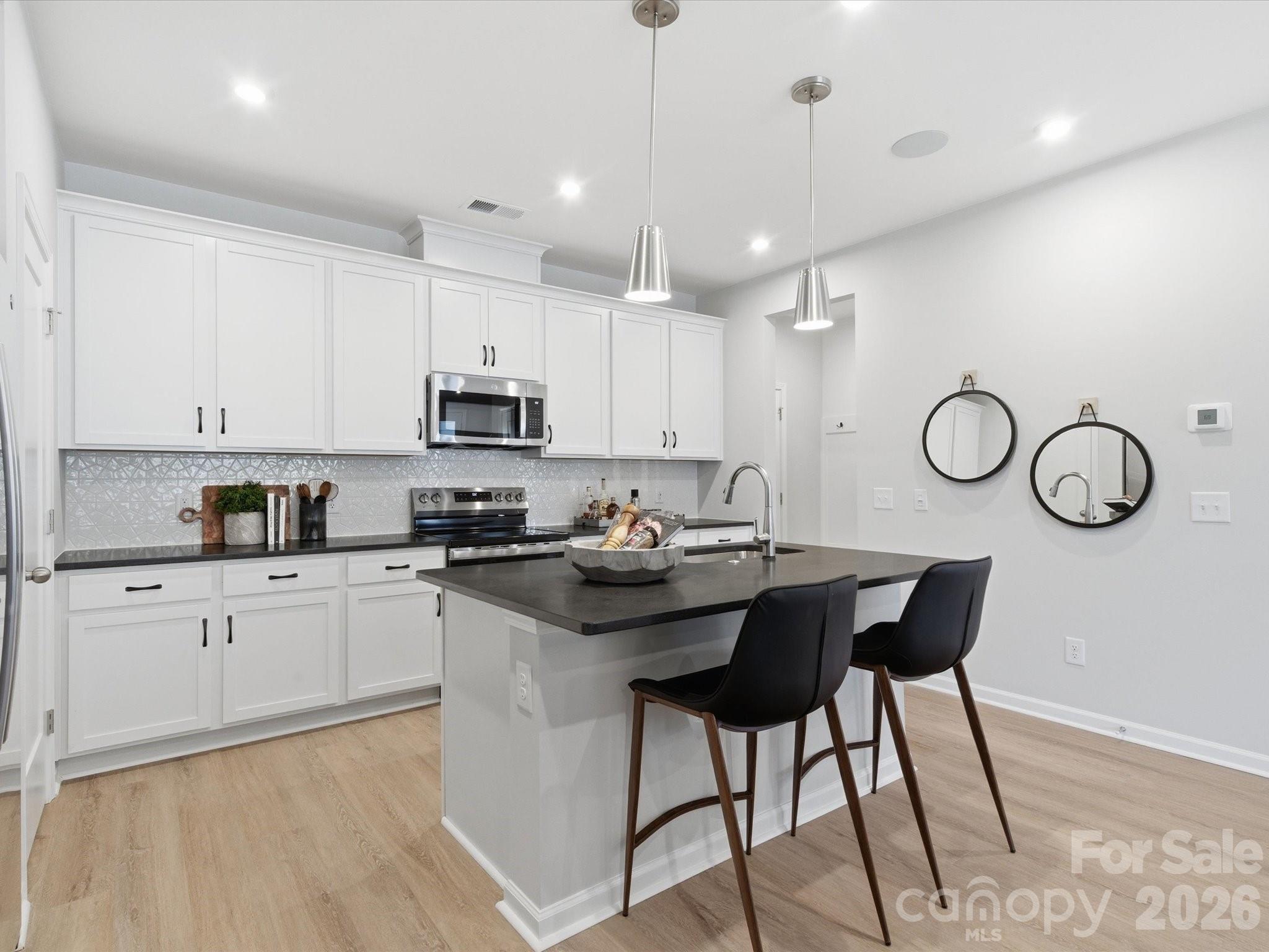 Ellis Townes - Residential