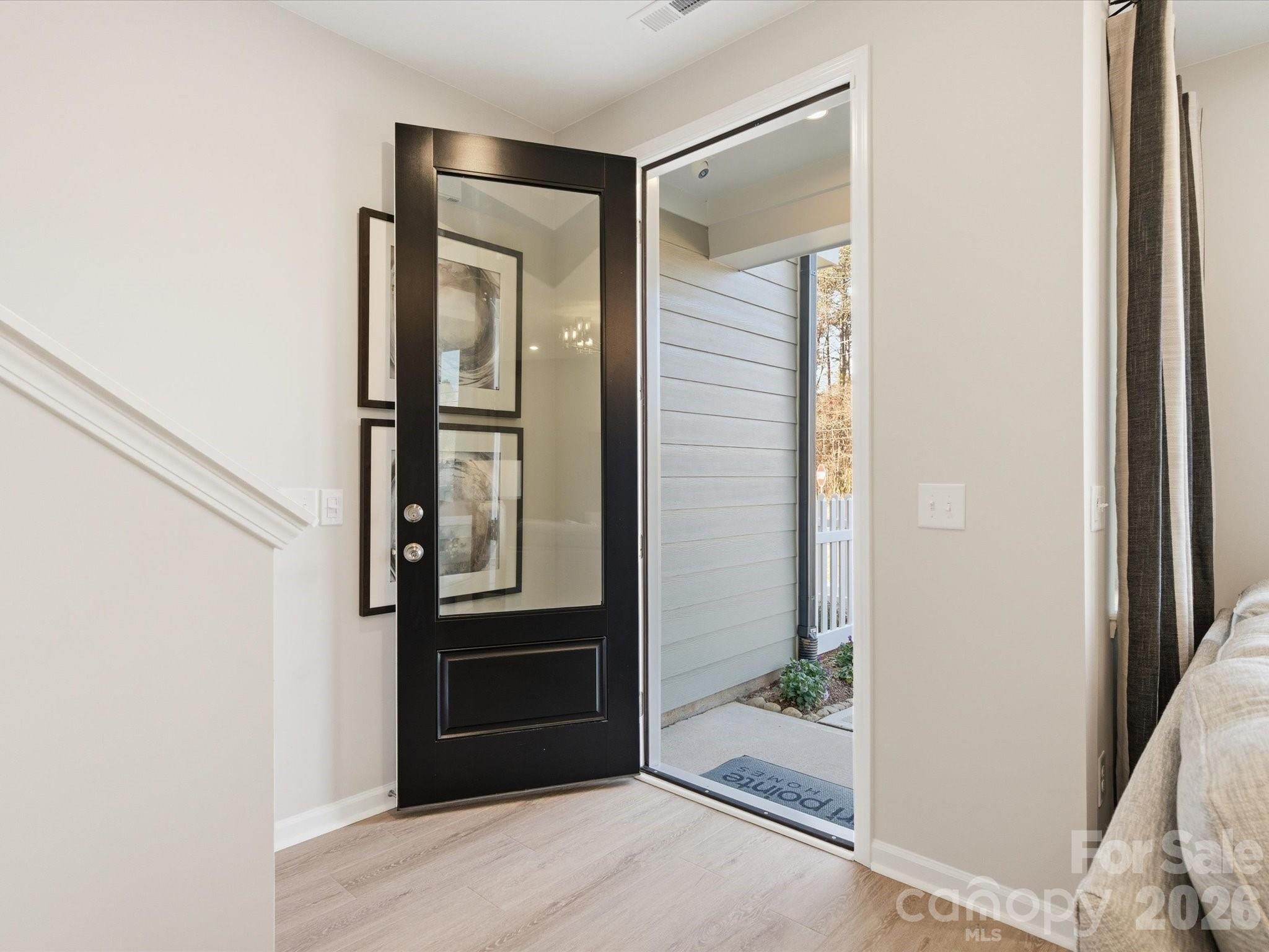 Ellis Townes - Residential