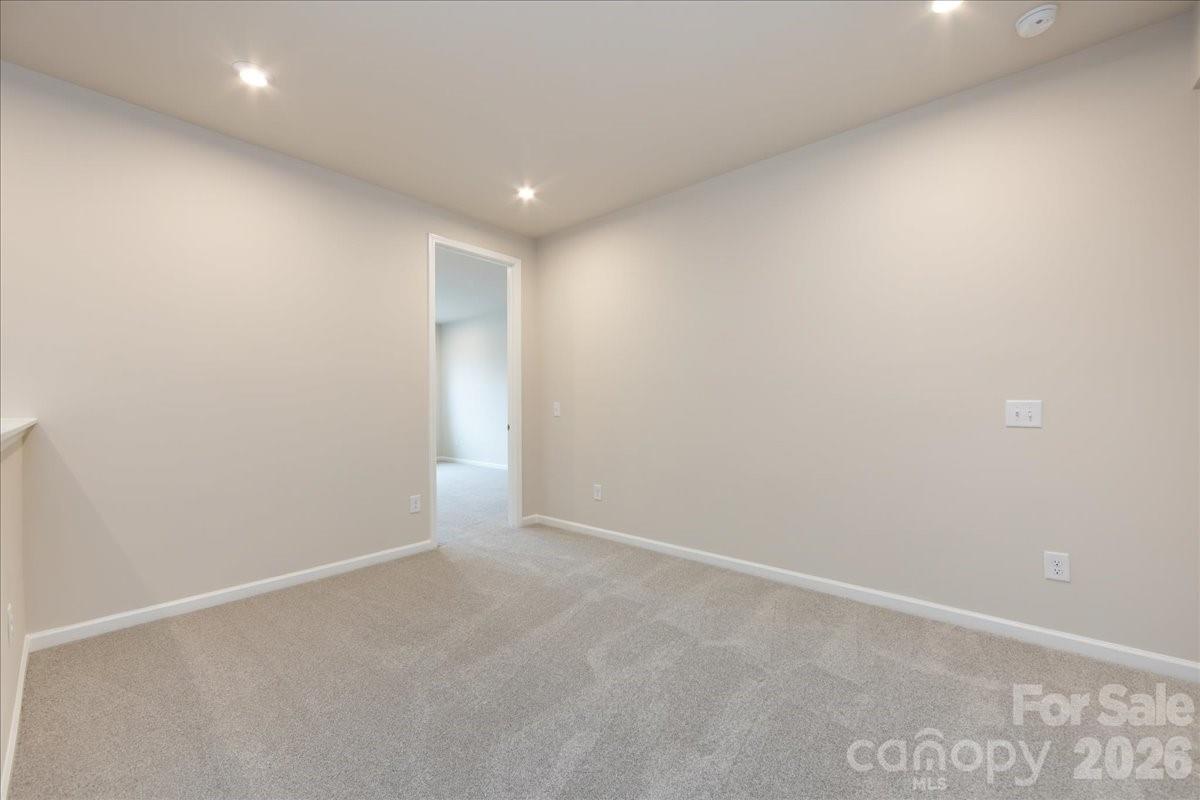 Ellis Townes - Residential