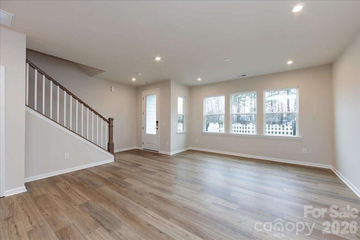 Ellis Townes - Residential