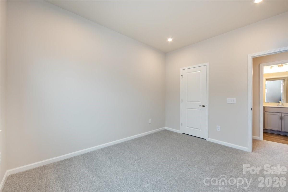 Ellis Townes - Residential